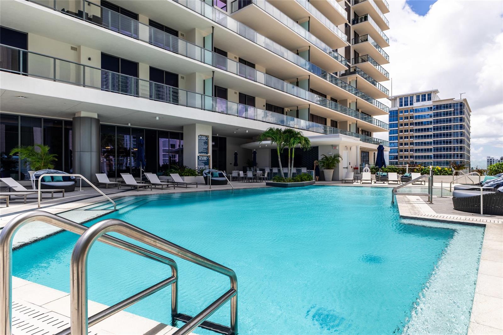 ART HOUSE CONDO - Residential