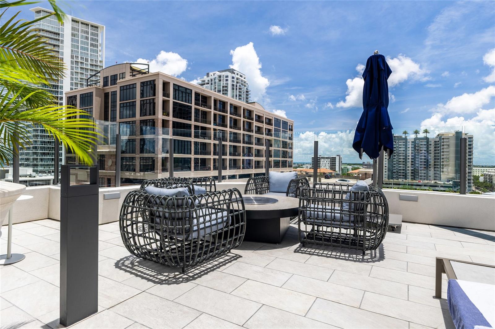 ART HOUSE CONDO - Residential