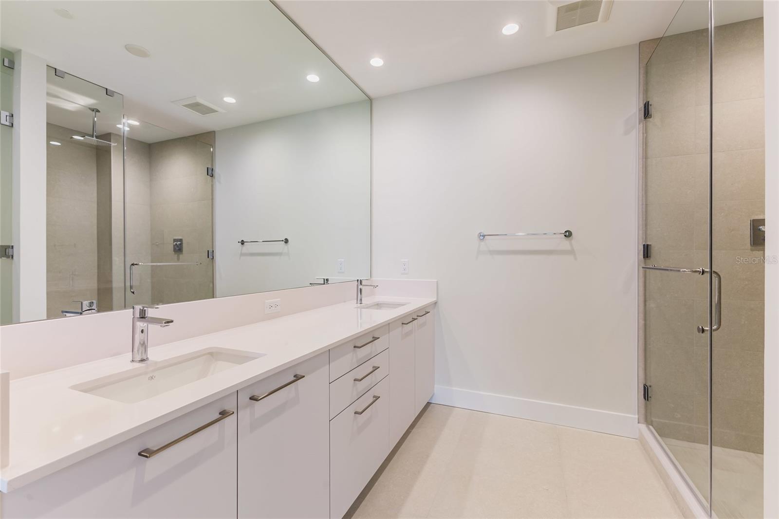 ART HOUSE CONDO - Residential