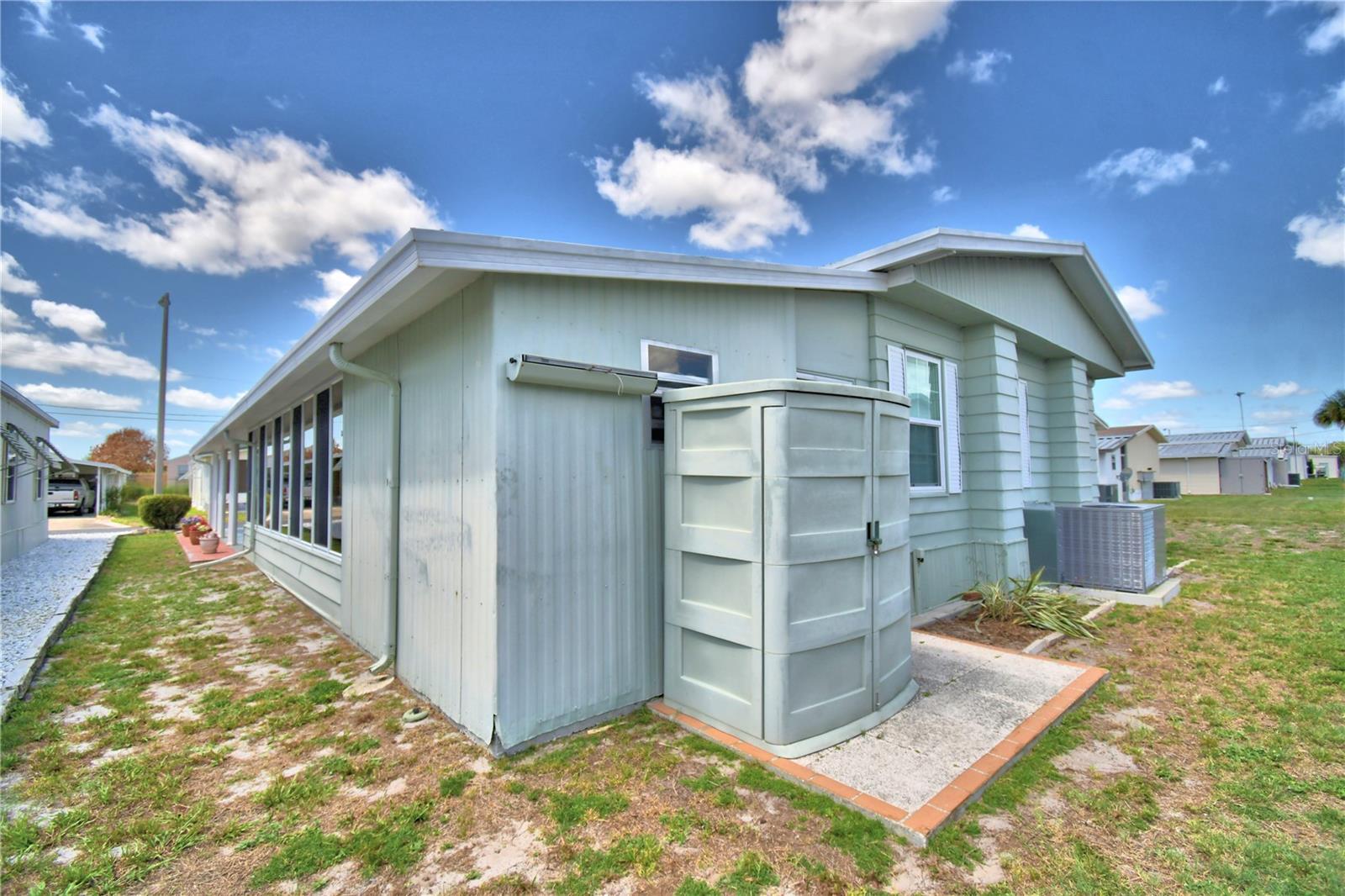 OAKWOOD ESTATES - Residential