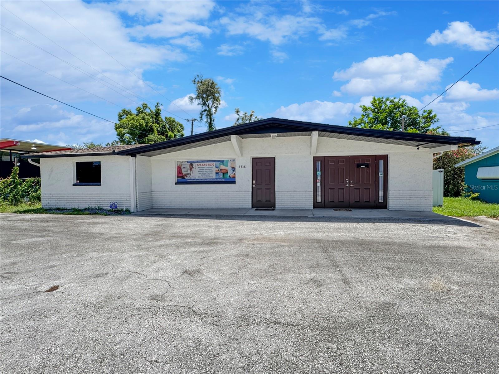 ±1,488 SF professional office building featuring three private rooms, reception area, break room with kitchenette, storage/file room, and two restrooms. Single-story construction with central air, on-site parking, and flexible zoning suitable for medical, legal, or professional use. The surrounding 34652 trade area has a population of 26,760 with a median household income of $58,836. Traffic counts along nearby US Highway 19 exceed 68,000 vehicles per day, supporting excellent exposure for office and service-oriented uses.

Investment highlights: Turnkey office asset in a high-demand New Port Richey submarket with strong visibility near US-19. Flexible layout supports a wide range of professional tenants, driving stable occupancy. Durable construction and manageable lot size help control operating costs, while average condition provides value-add upside through renovations or repositioning.