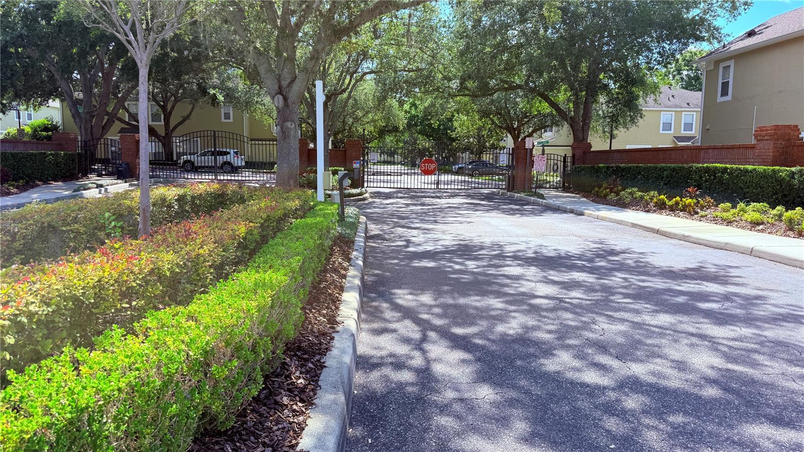 VISTAS AT LAKE HOWELL - Residential Lease