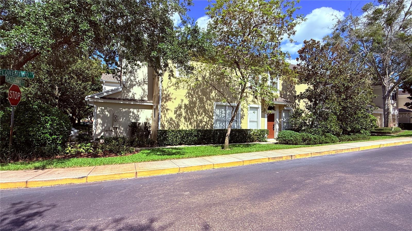 VISTAS AT LAKE HOWELL - Residential Lease