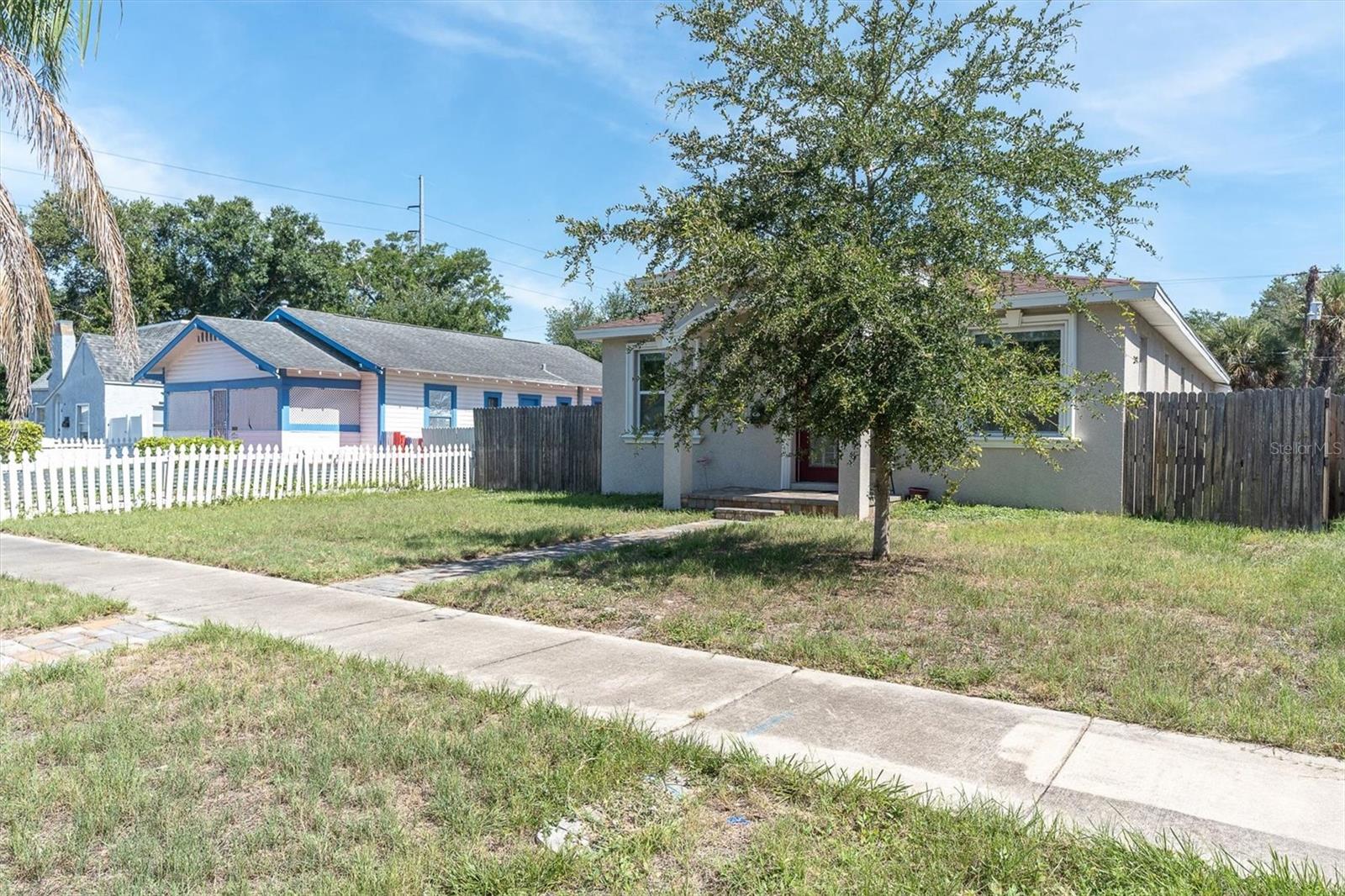 ALLEN-GAY SUB - Residential