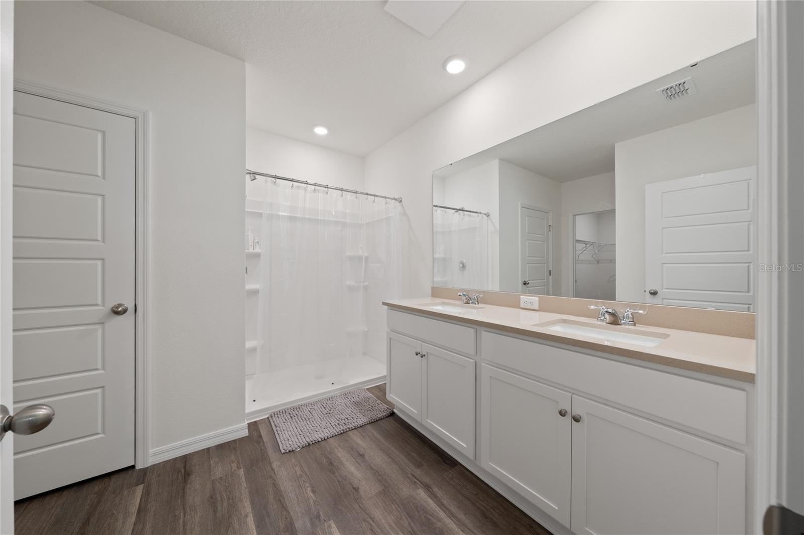 CASCADES PH 1A & 1B - Residential