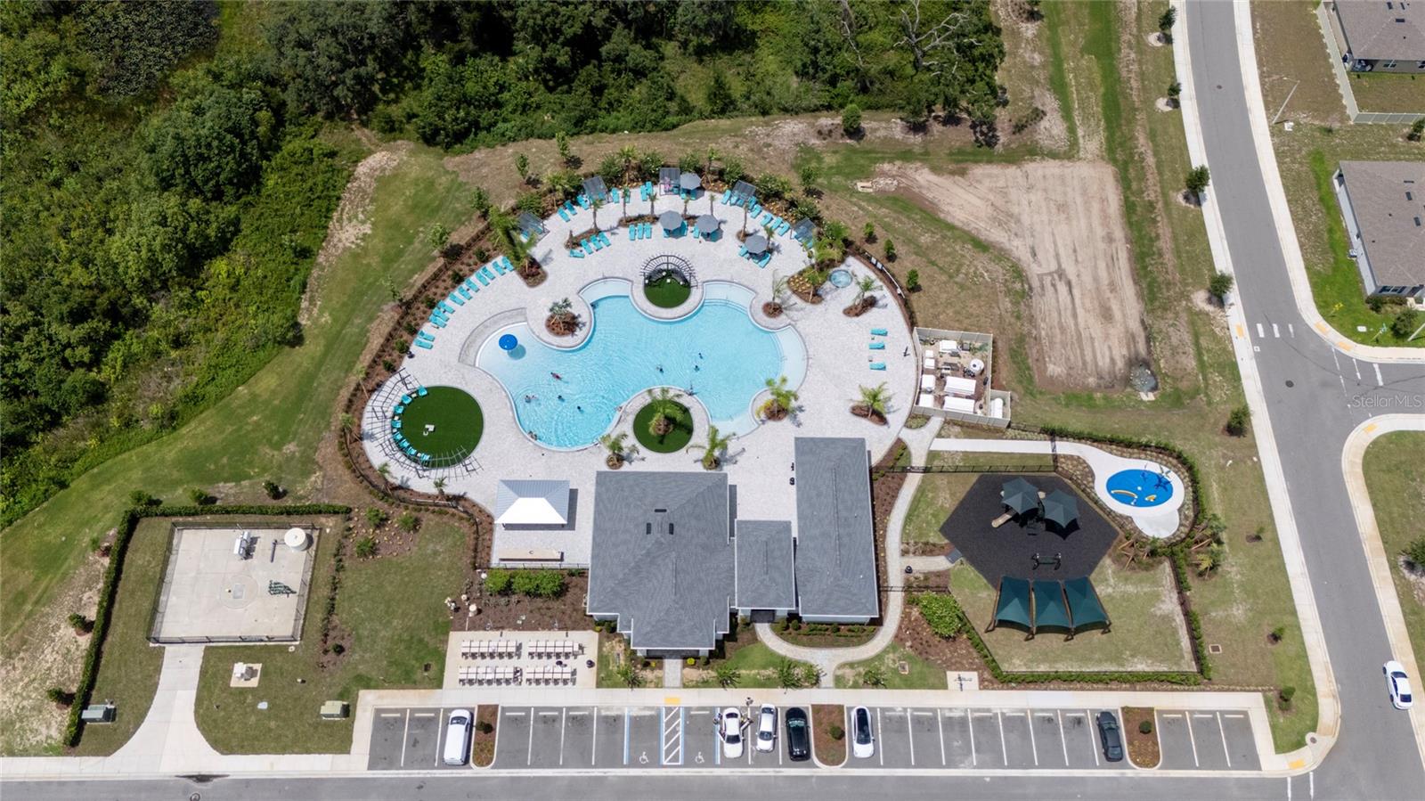 CASCADES PH 1A & 1B - Residential