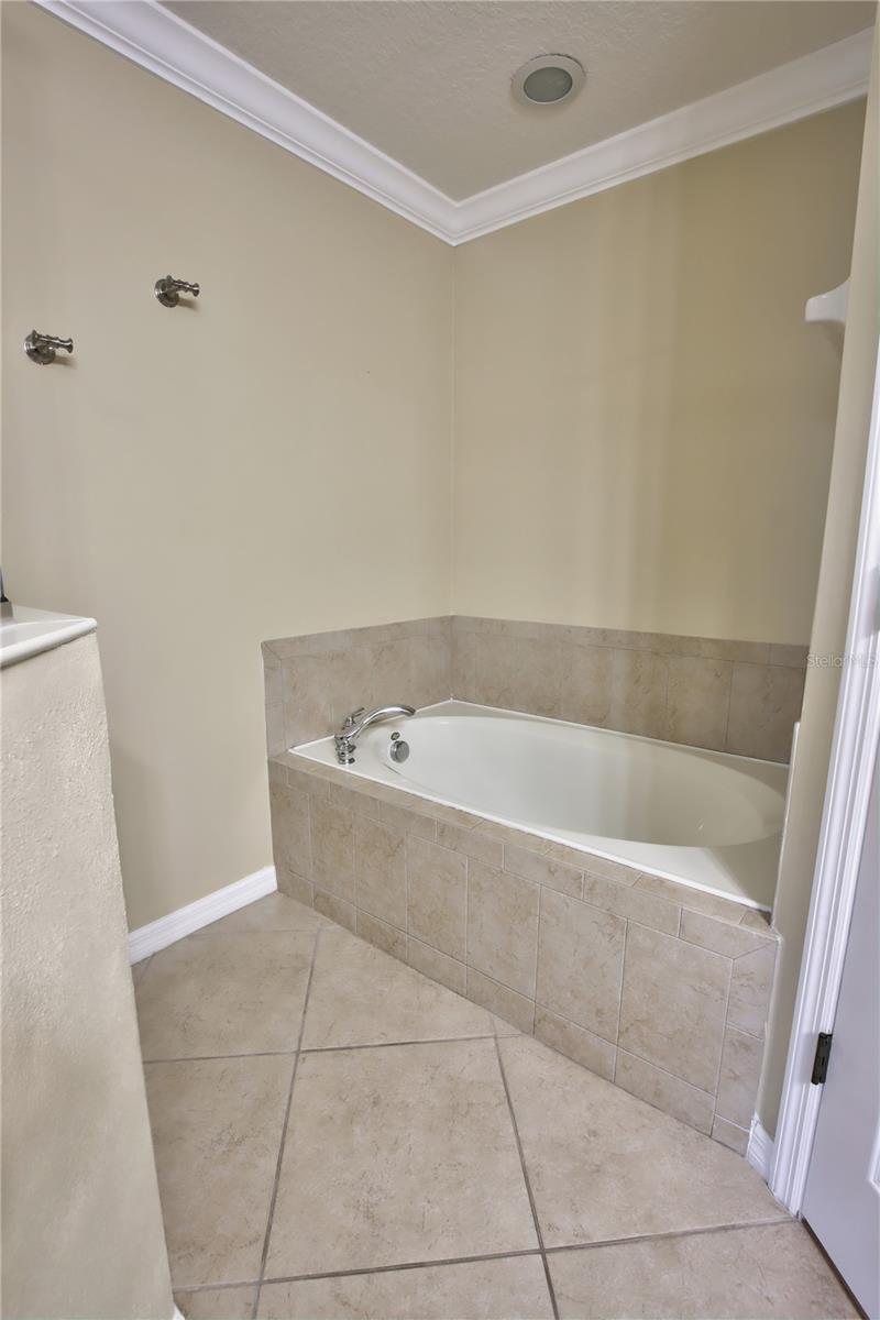 TERRACINA AT LAKE FOREST SECOND AMD - Residential