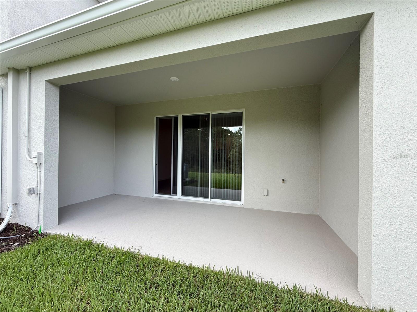 NONA WEST TWNHMS - Residential Lease