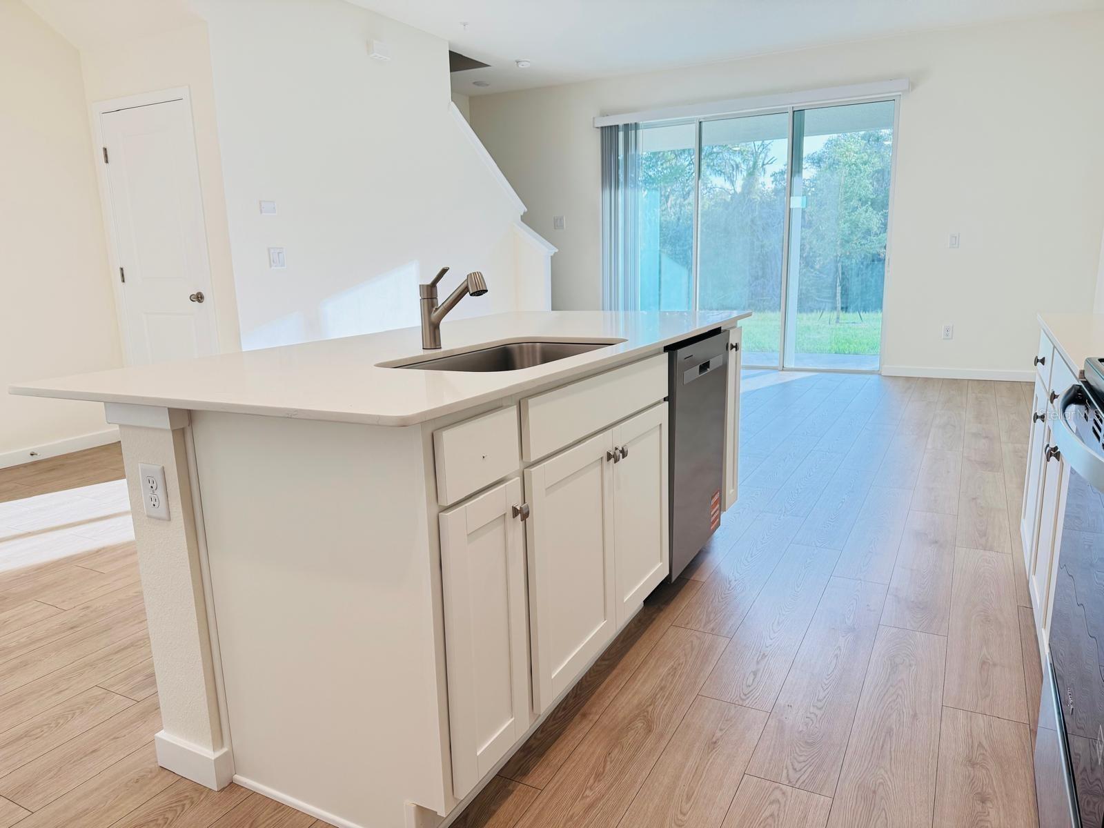 NONA WEST TWNHMS - Residential Lease