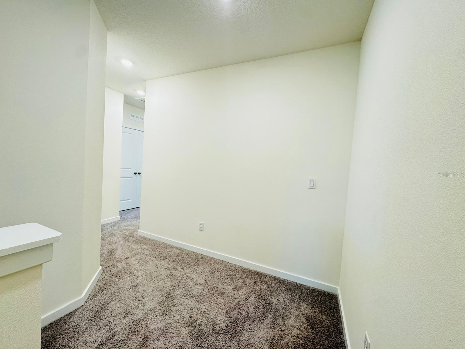 NONA WEST TWNHMS - Residential Lease