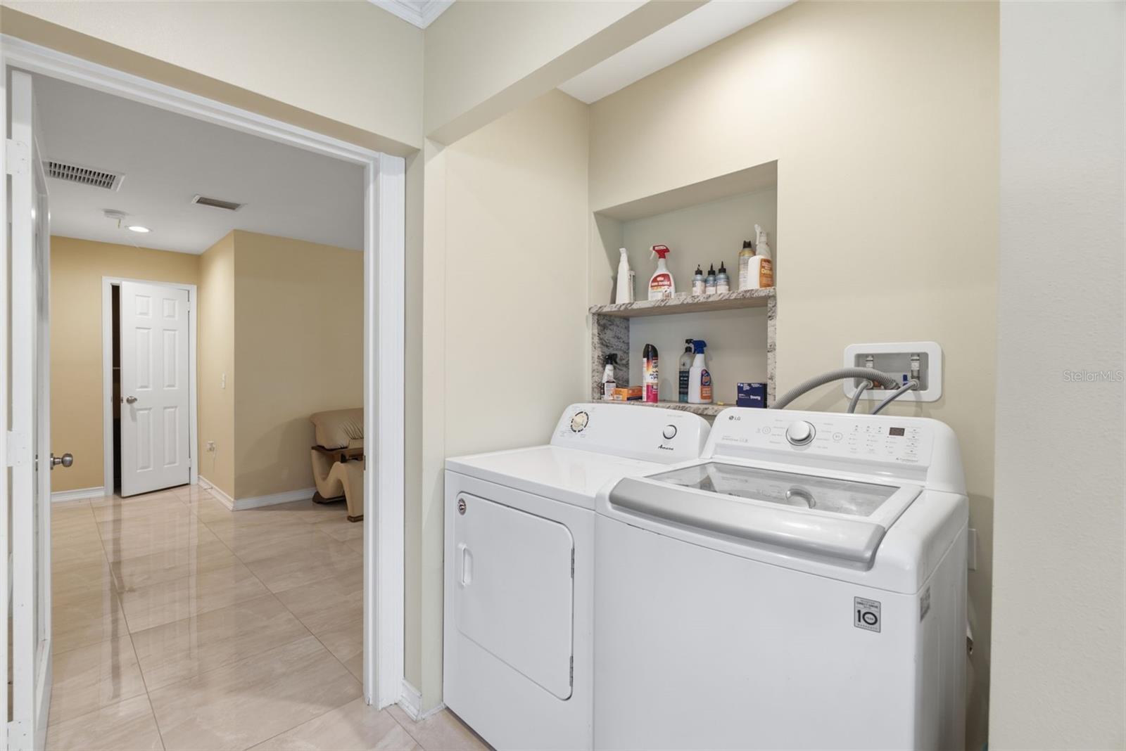 HILLSBOROUGH AVE FARMS - Residential