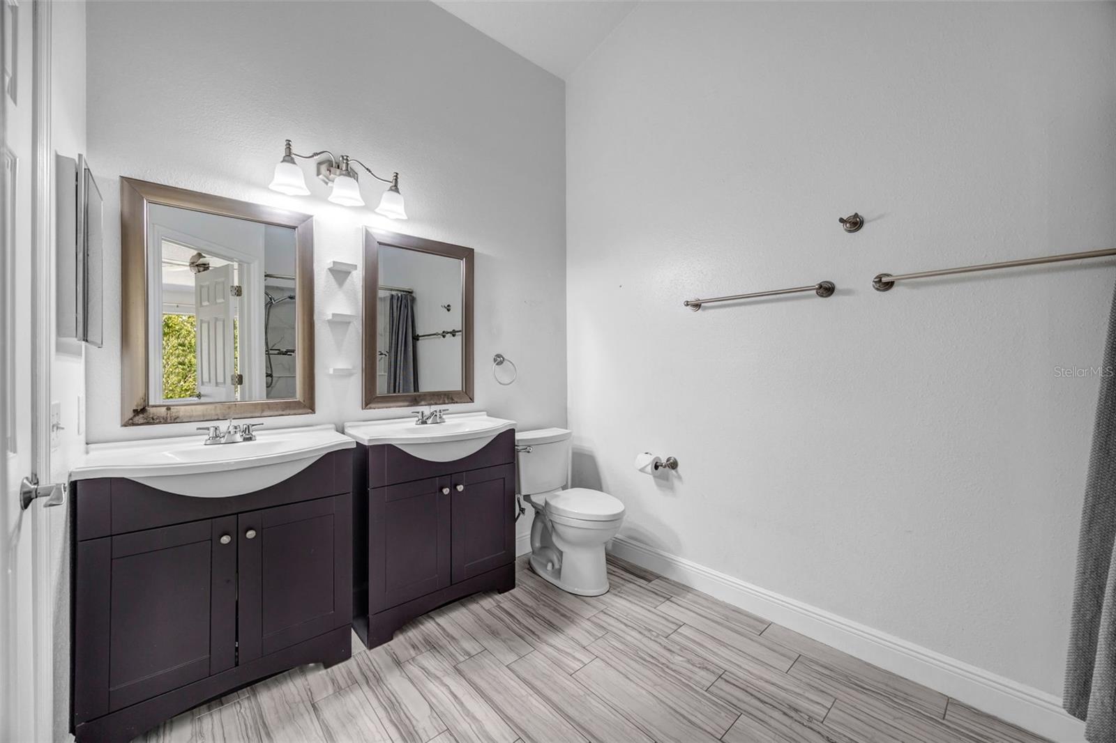 BAYSIDE KEY PH I - Residential Lease