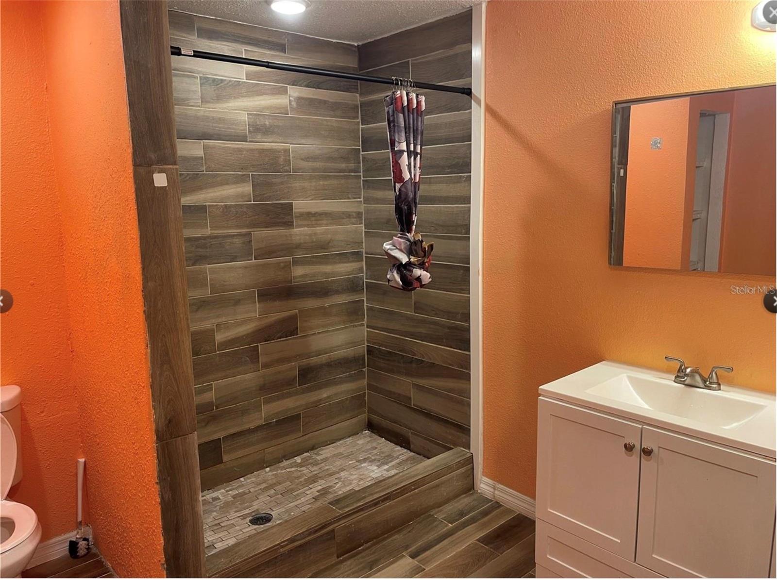 INWOOD - Residential Lease