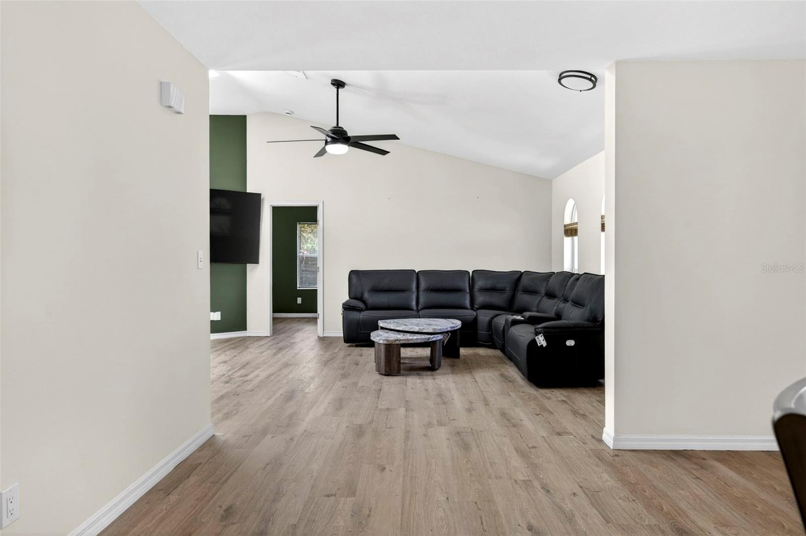 GROVES PH A - Residential