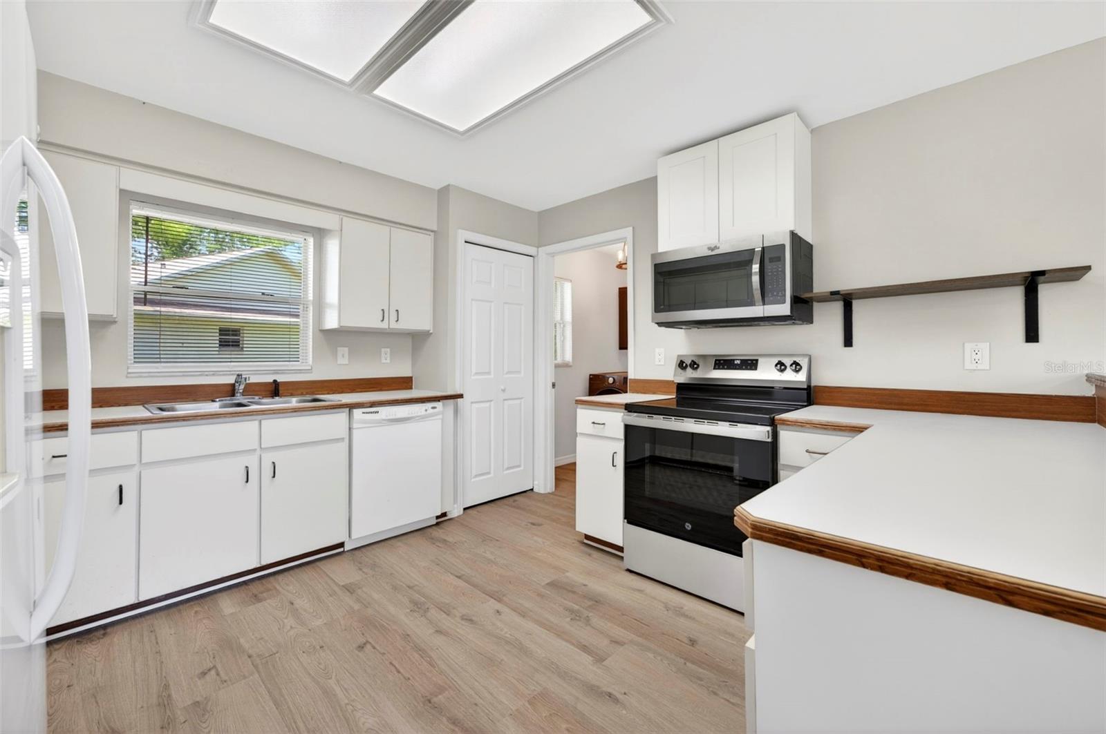 GROVES PH A - Residential