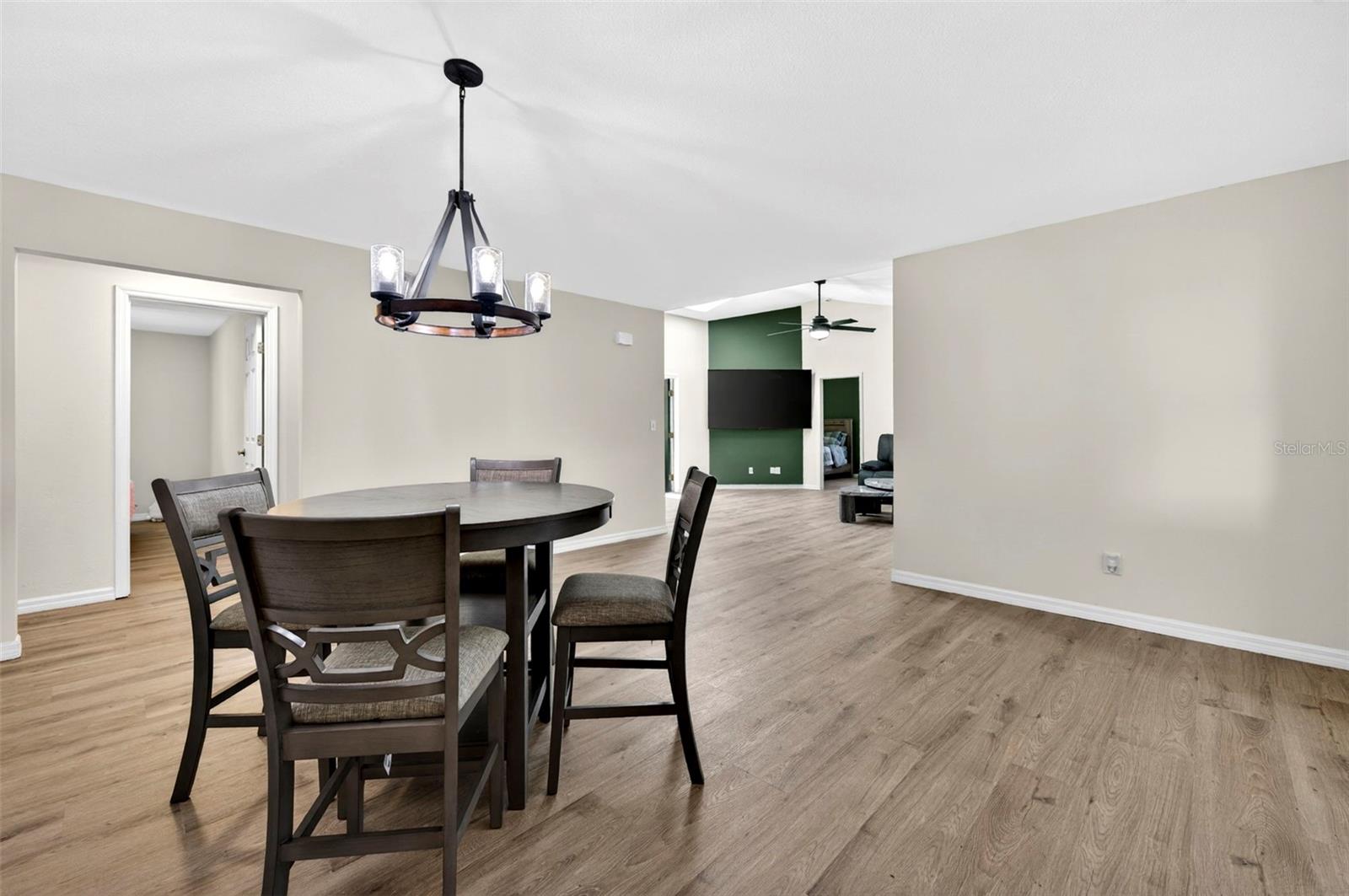 GROVES PH A - Residential