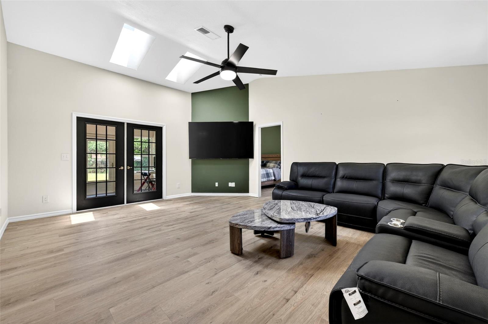 GROVES PH A - Residential