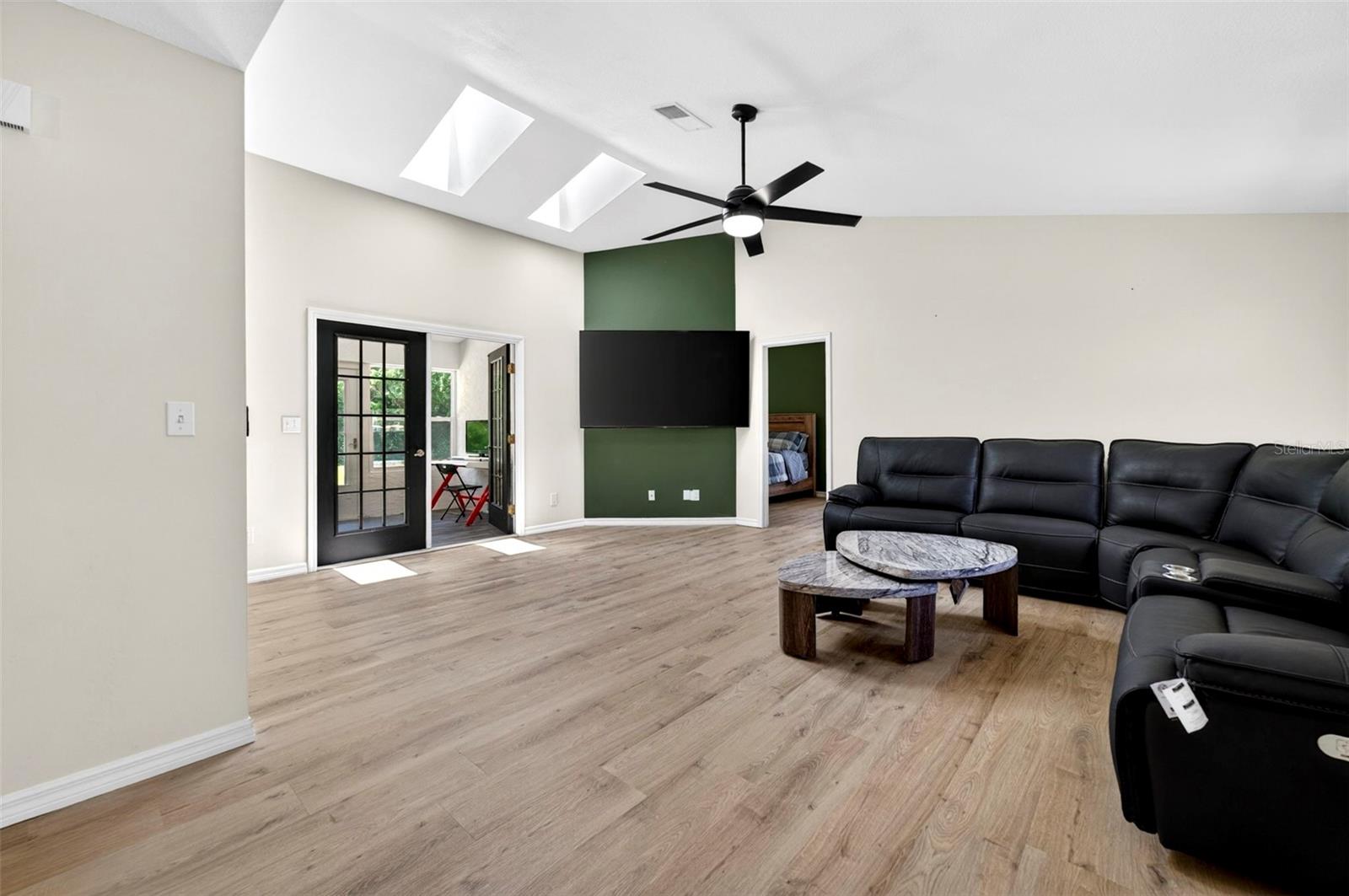 GROVES PH A - Residential