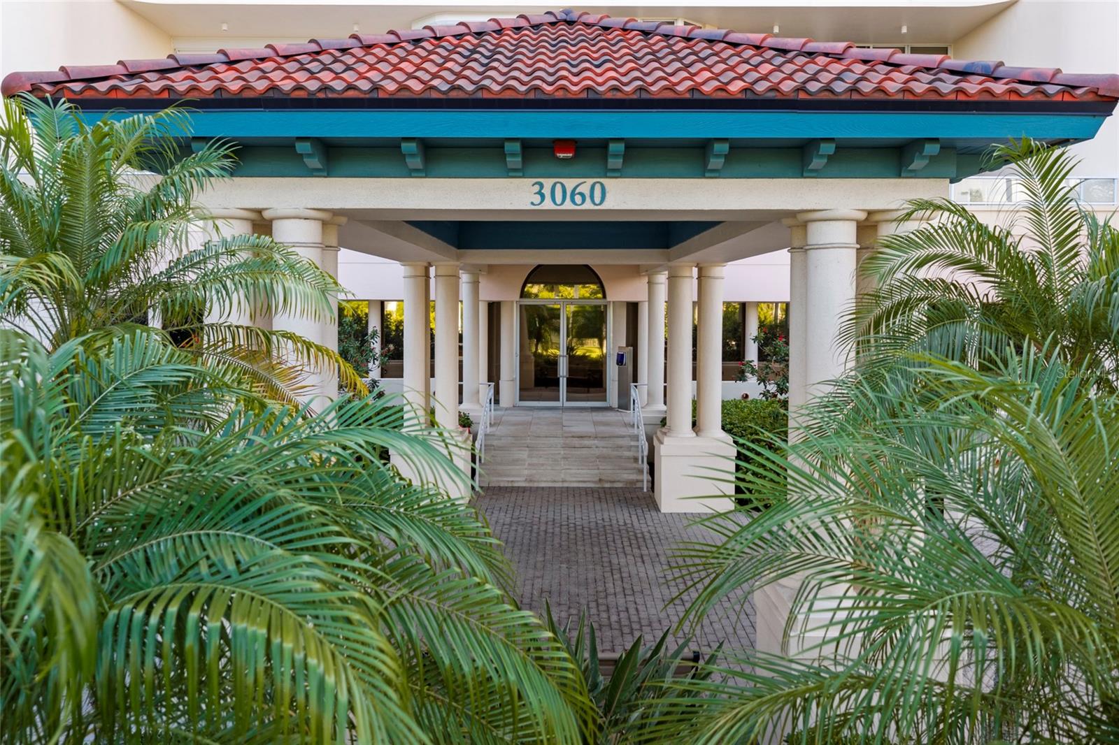 GRAND BAY 1 - Residential