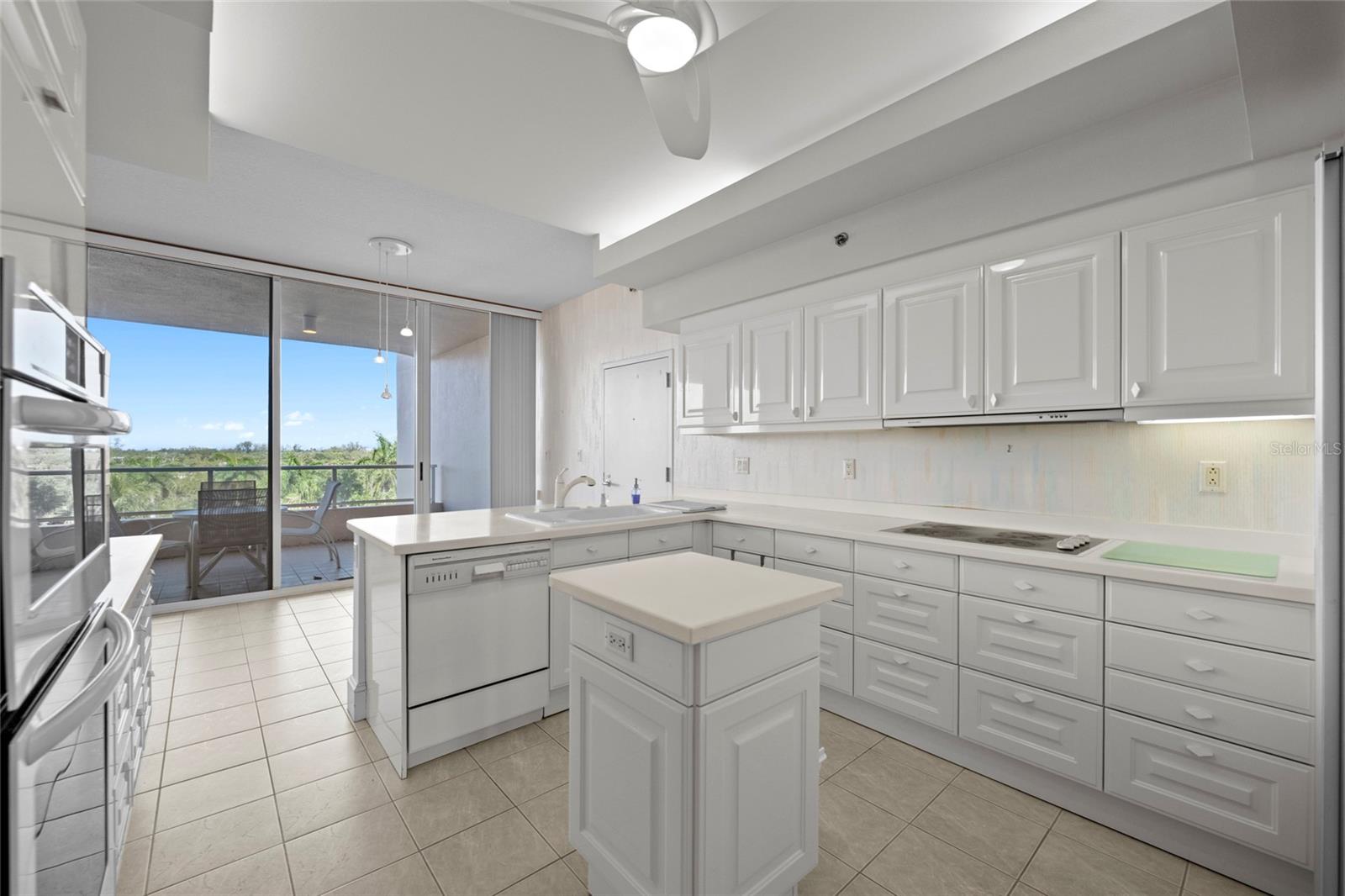 GRAND BAY 1 - Residential