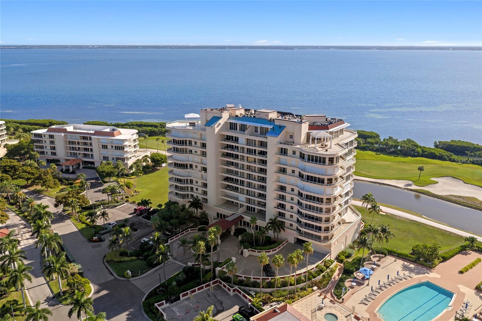 GRAND BAY 1 - Residential