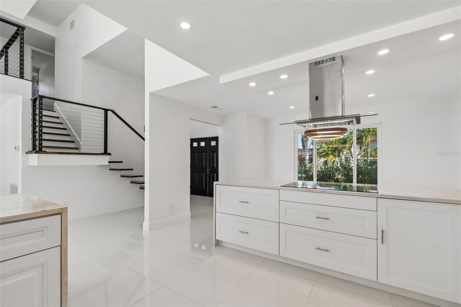 CAPRI ISLE - Residential