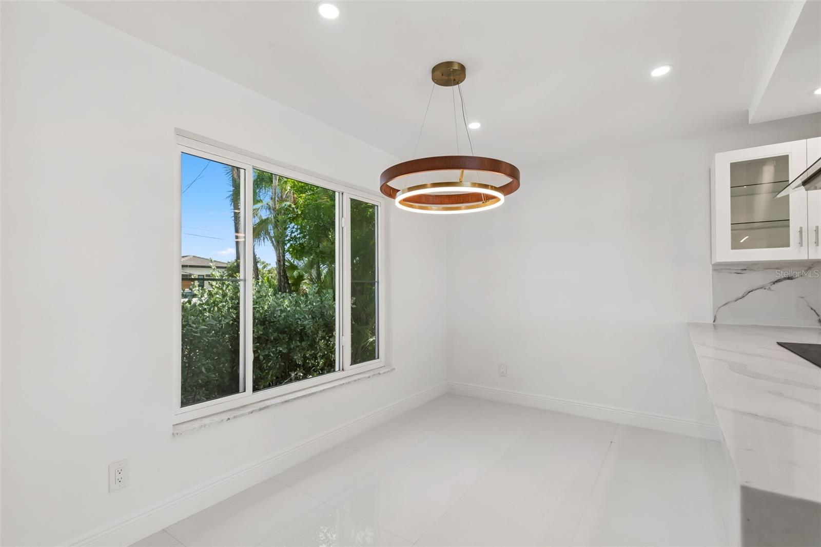 CAPRI ISLE - Residential