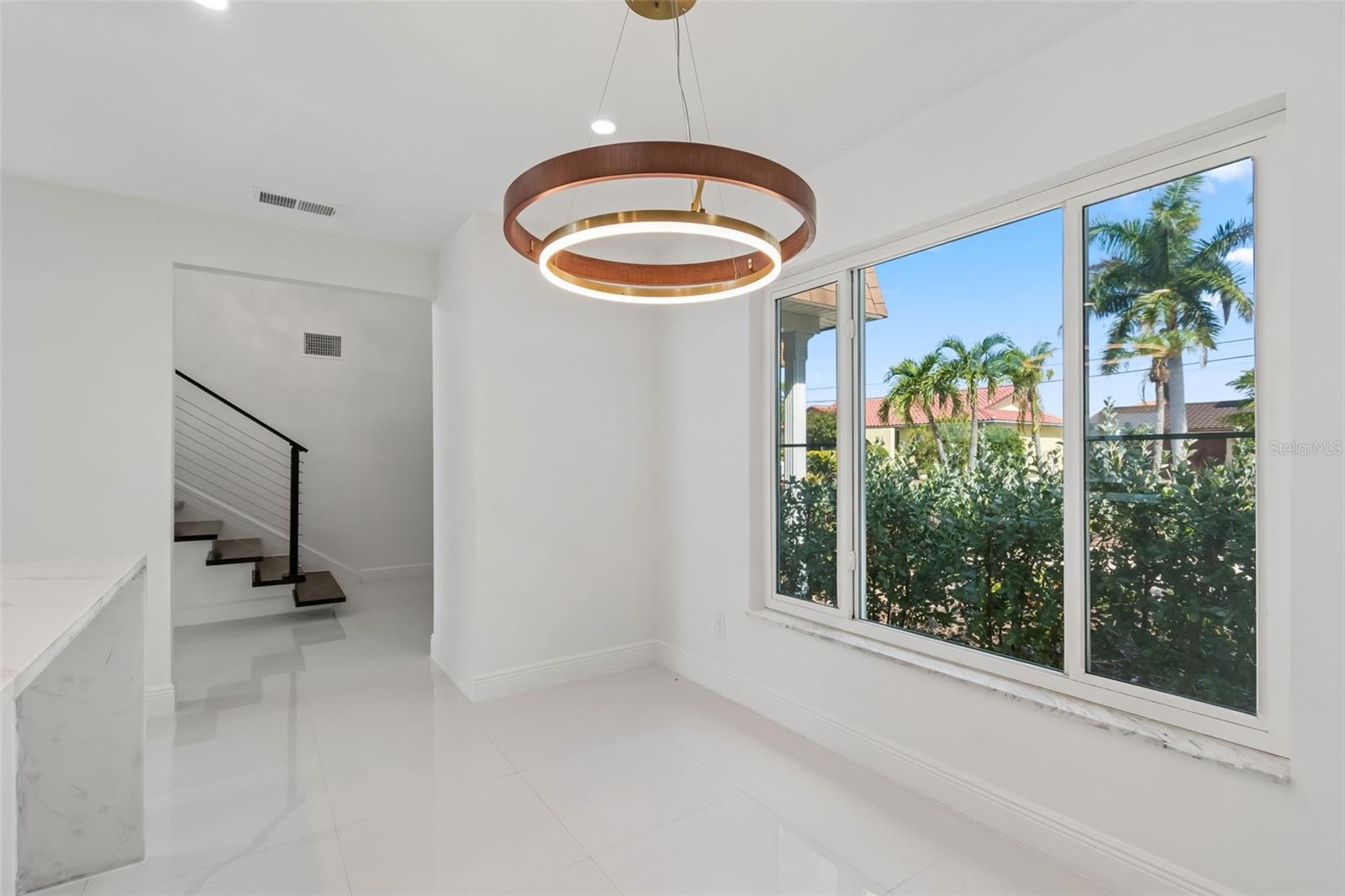 CAPRI ISLE - Residential