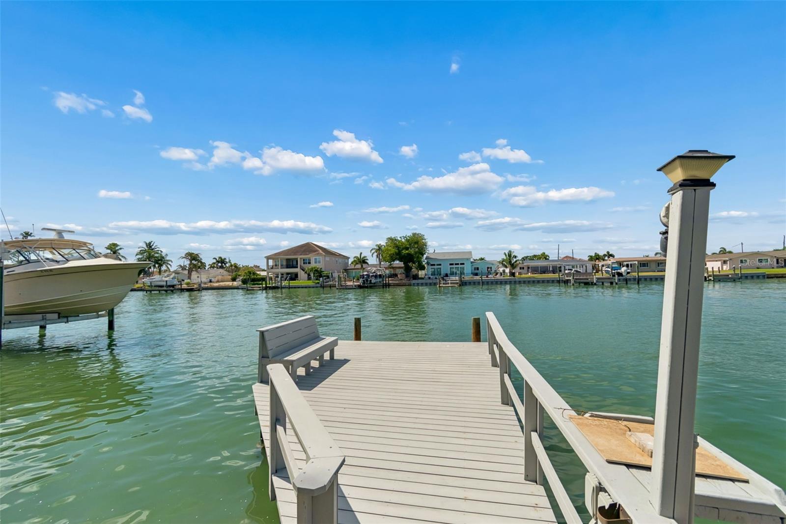 CAPRI ISLE - Residential