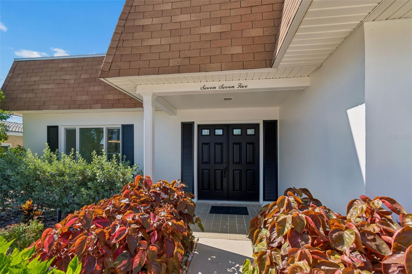 CAPRI ISLE - Residential