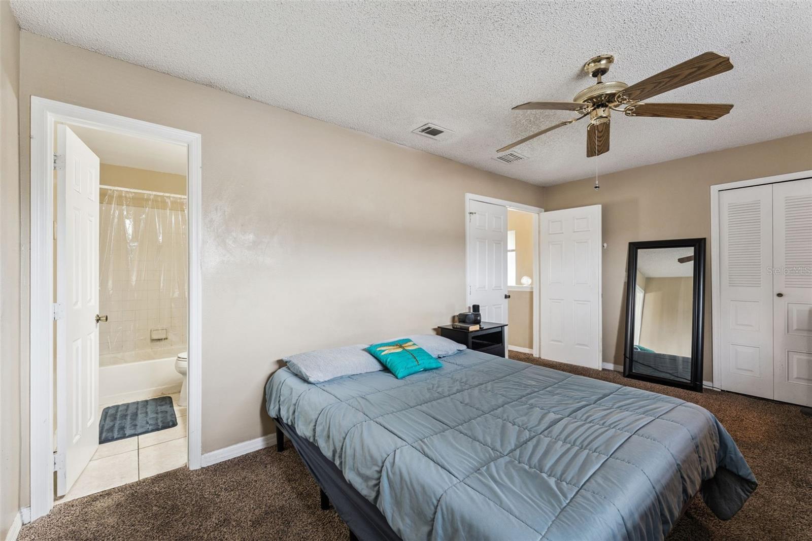 HIDDEN CREEK CONDO PH 04 - Residential