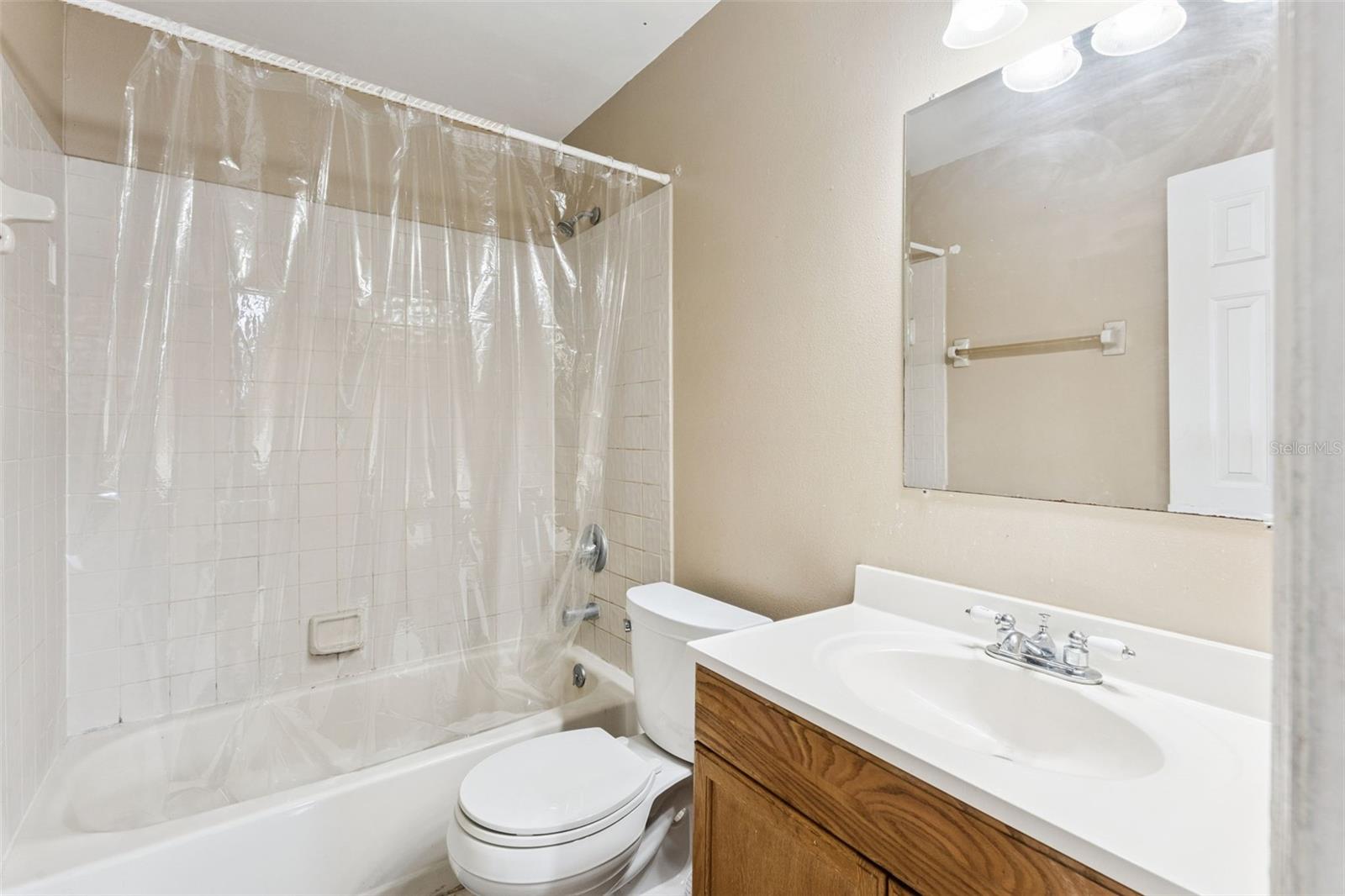 HIDDEN CREEK CONDO PH 04 - Residential