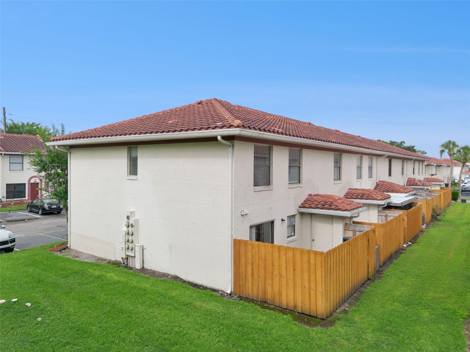 HIDDEN CREEK CONDO PH 04 - Residential