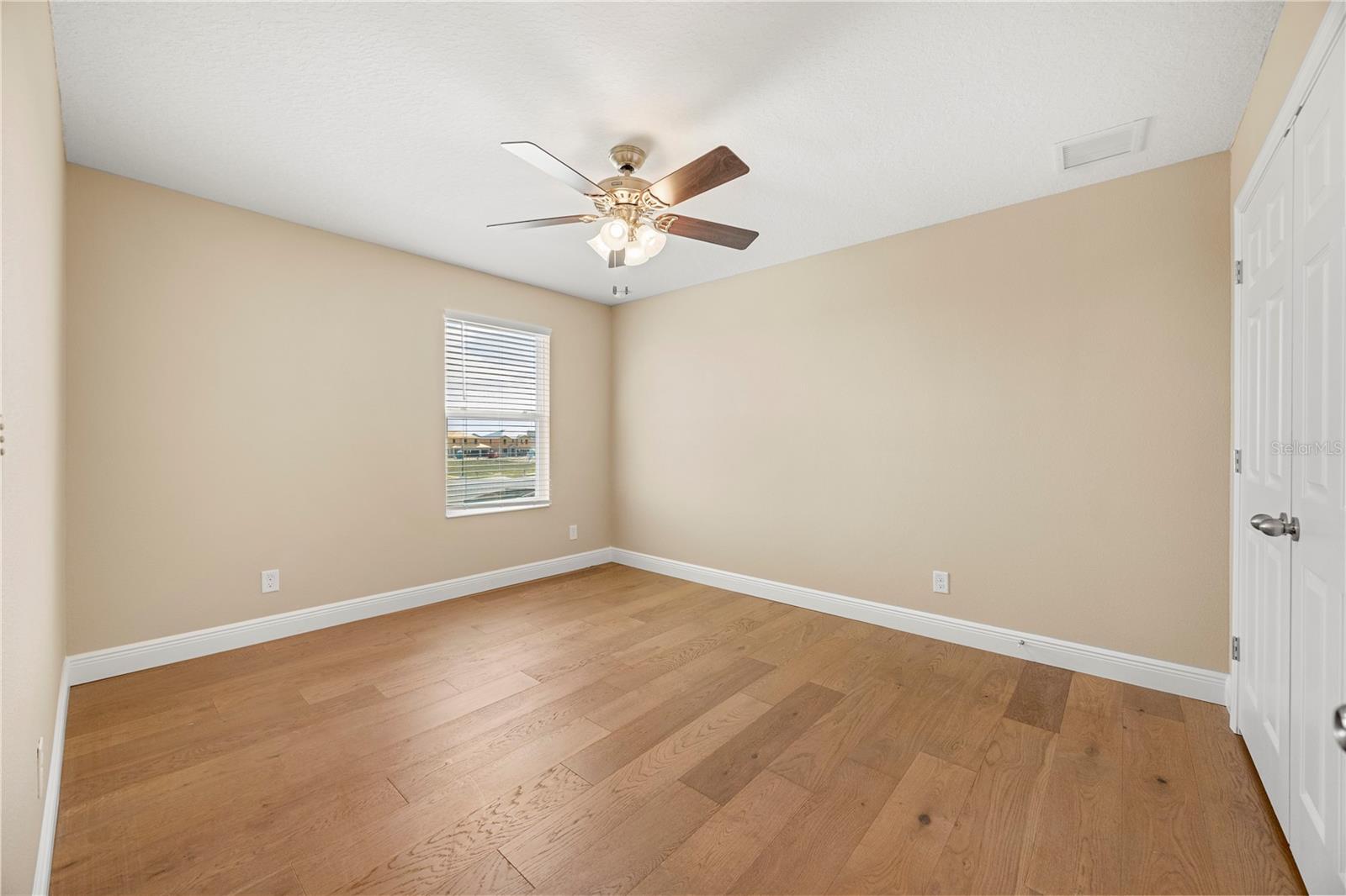 TRINITY LKS PH 4 - Residential Lease