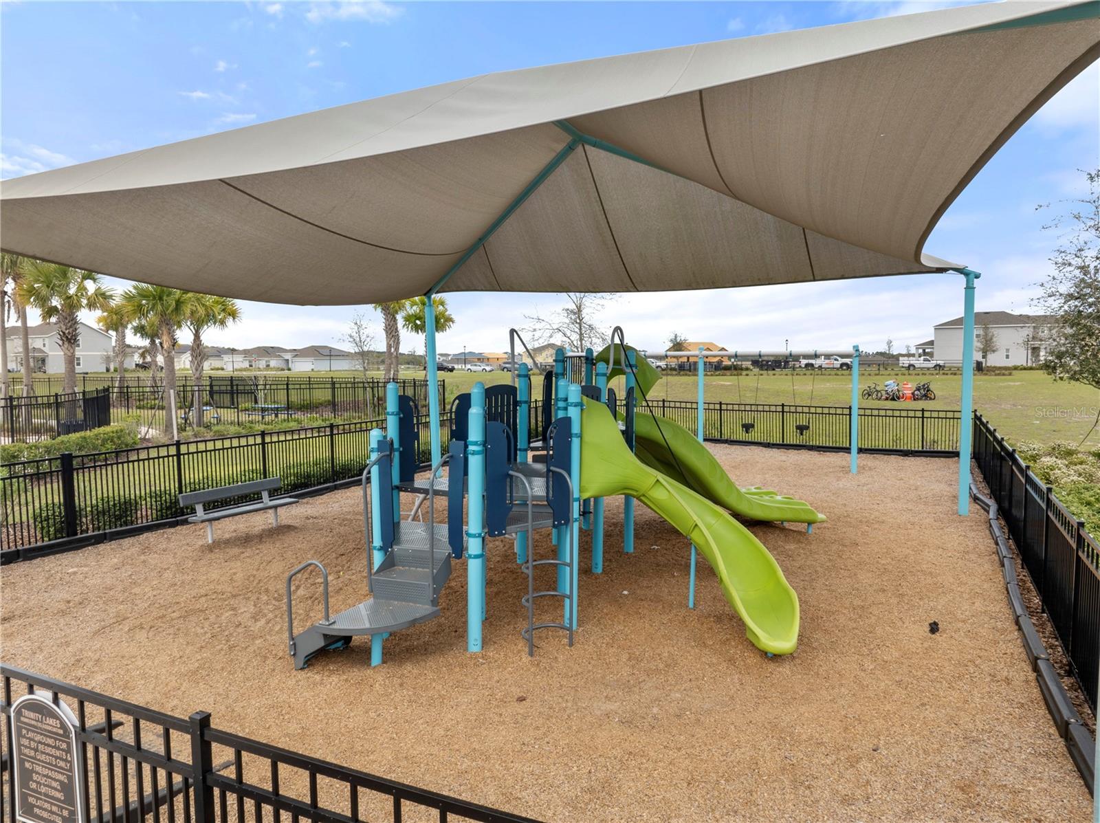 TRINITY LKS PH 4 - Residential Lease