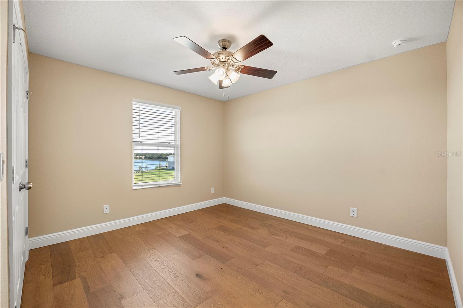 TRINITY LKS PH 4 - Residential Lease