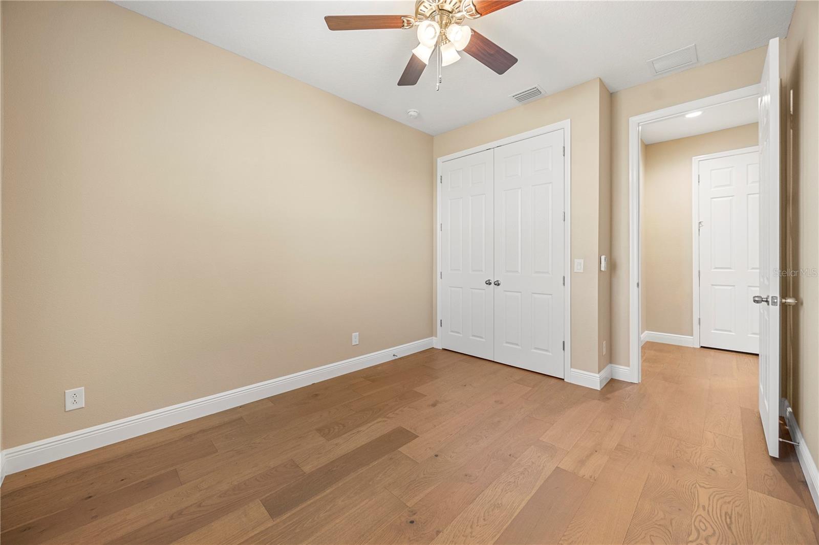 TRINITY LKS PH 4 - Residential Lease