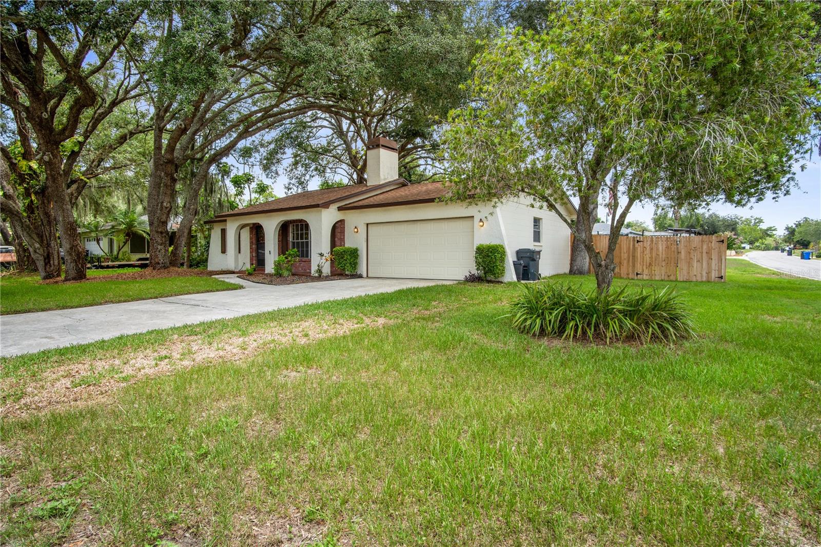 TANGLEWOOD - Residential