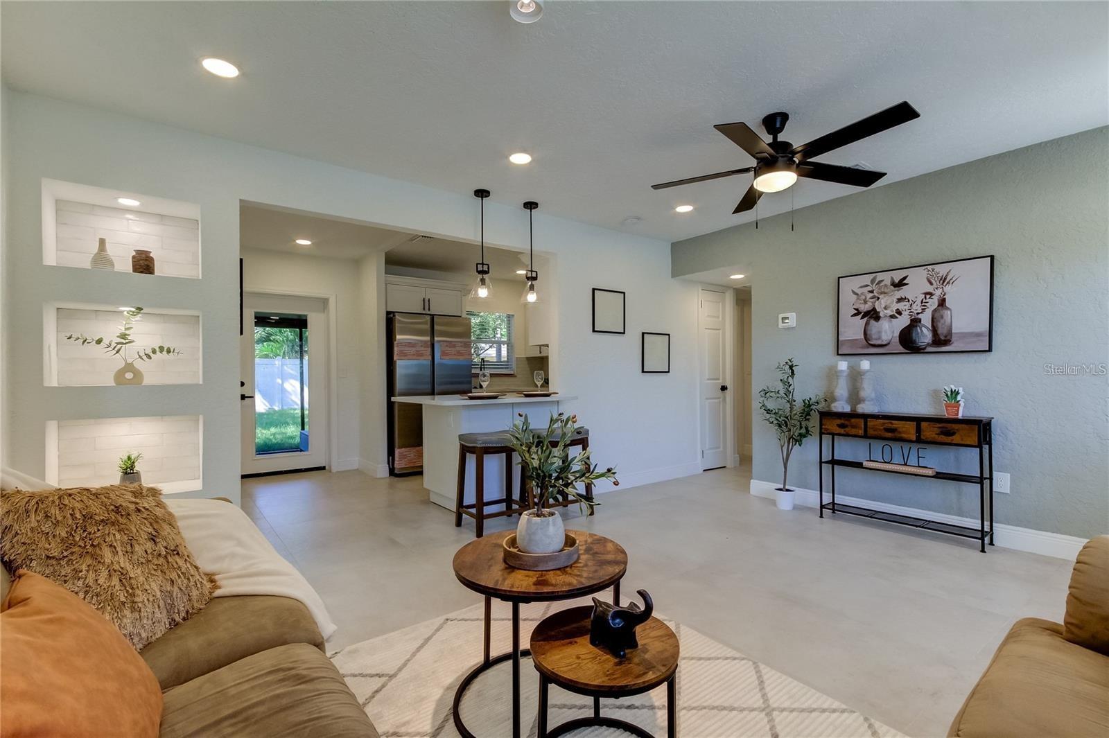 SEMINOLE LAKE VILLAGE 1ST ADD - Residential