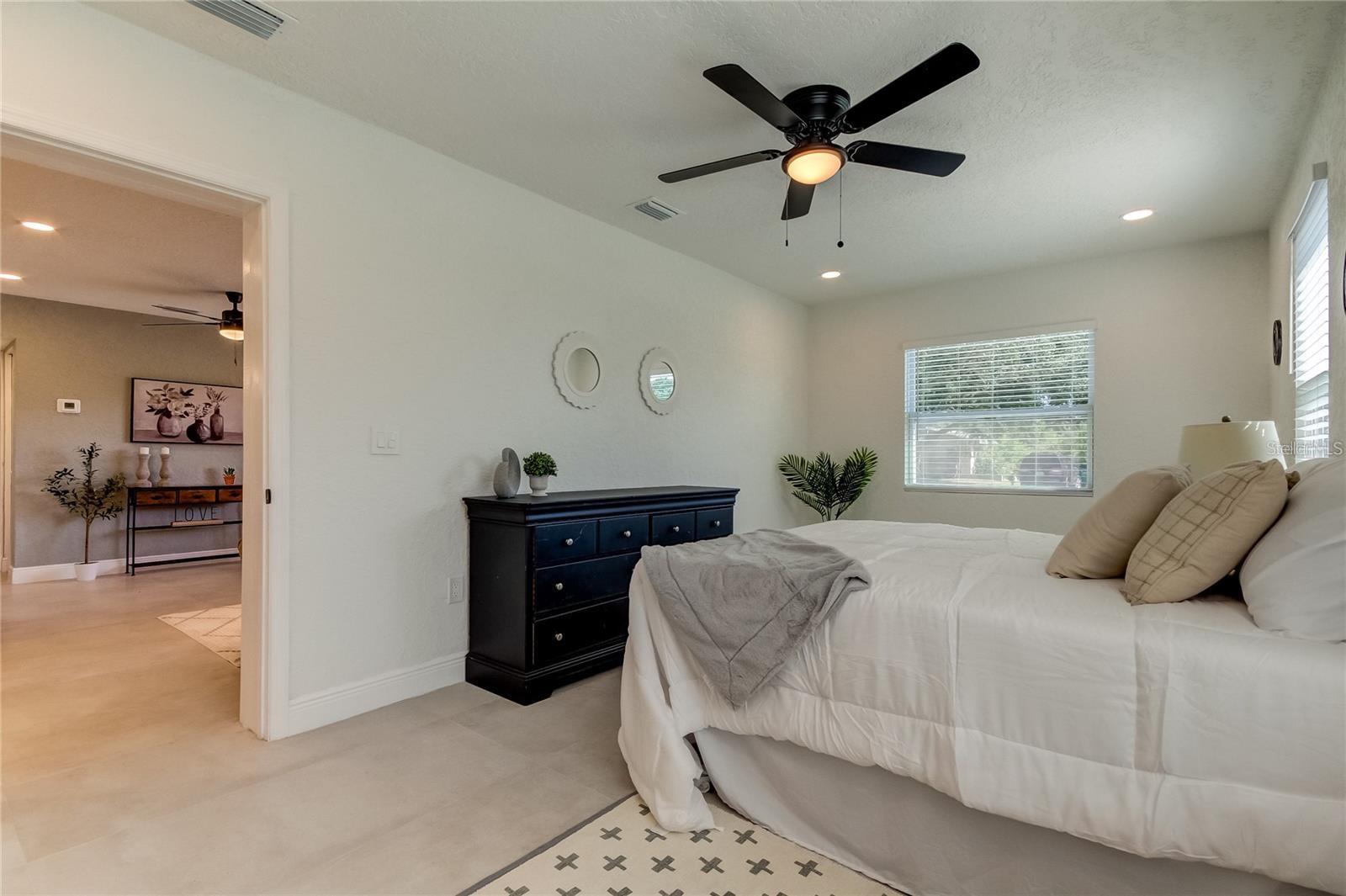 SEMINOLE LAKE VILLAGE 1ST ADD - Residential