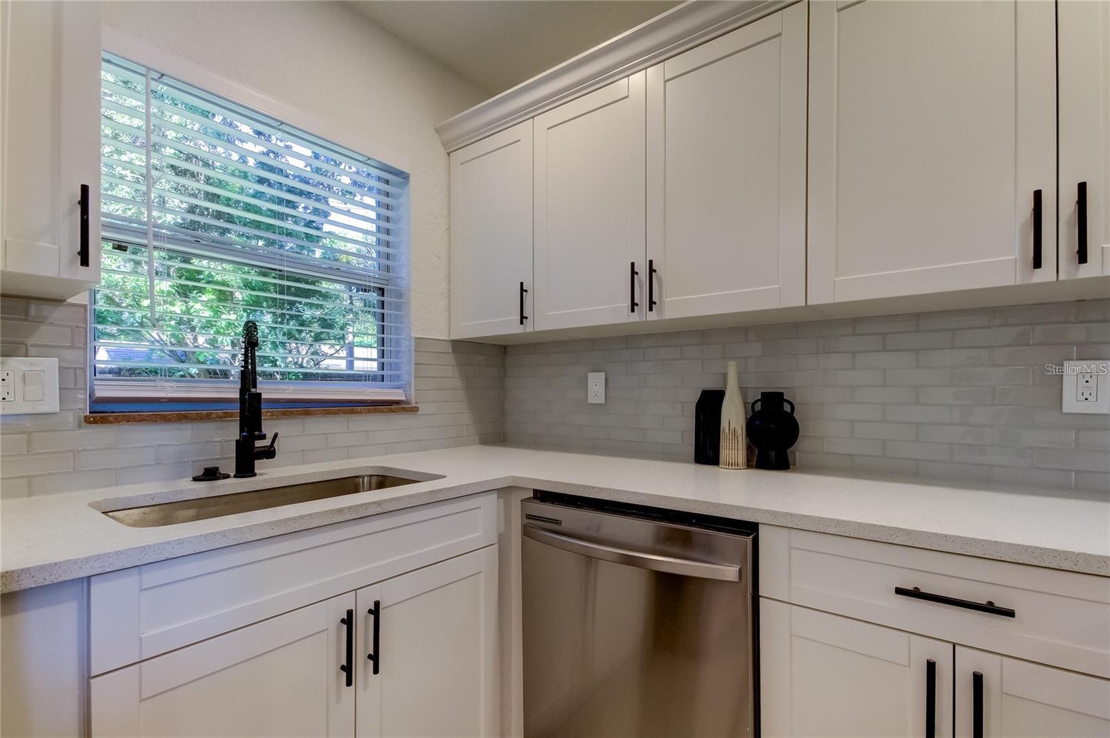 SEMINOLE LAKE VILLAGE 1ST ADD - Residential