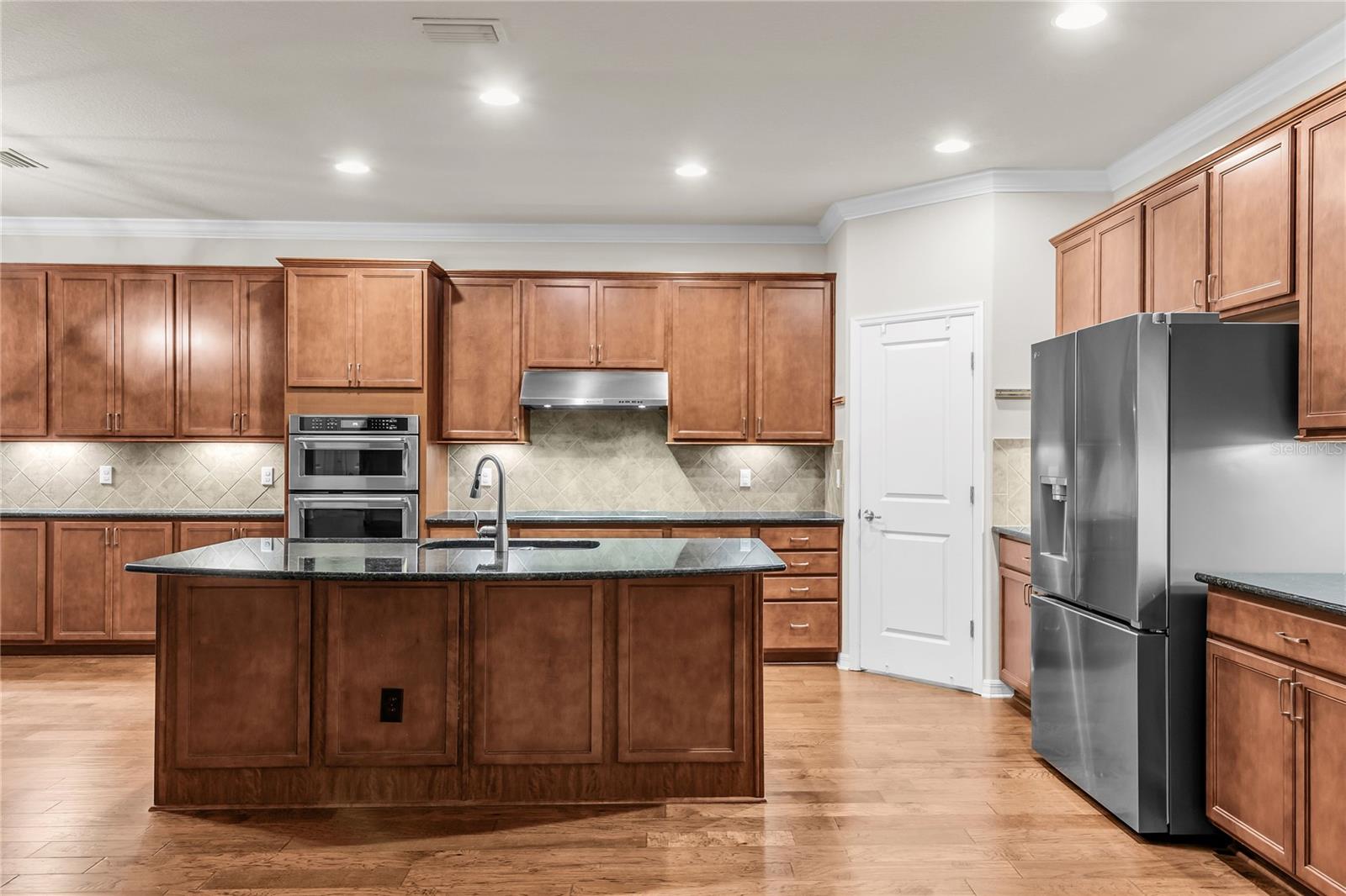 LAKEVIEW POINTE AT HORIZON WEST - Residential