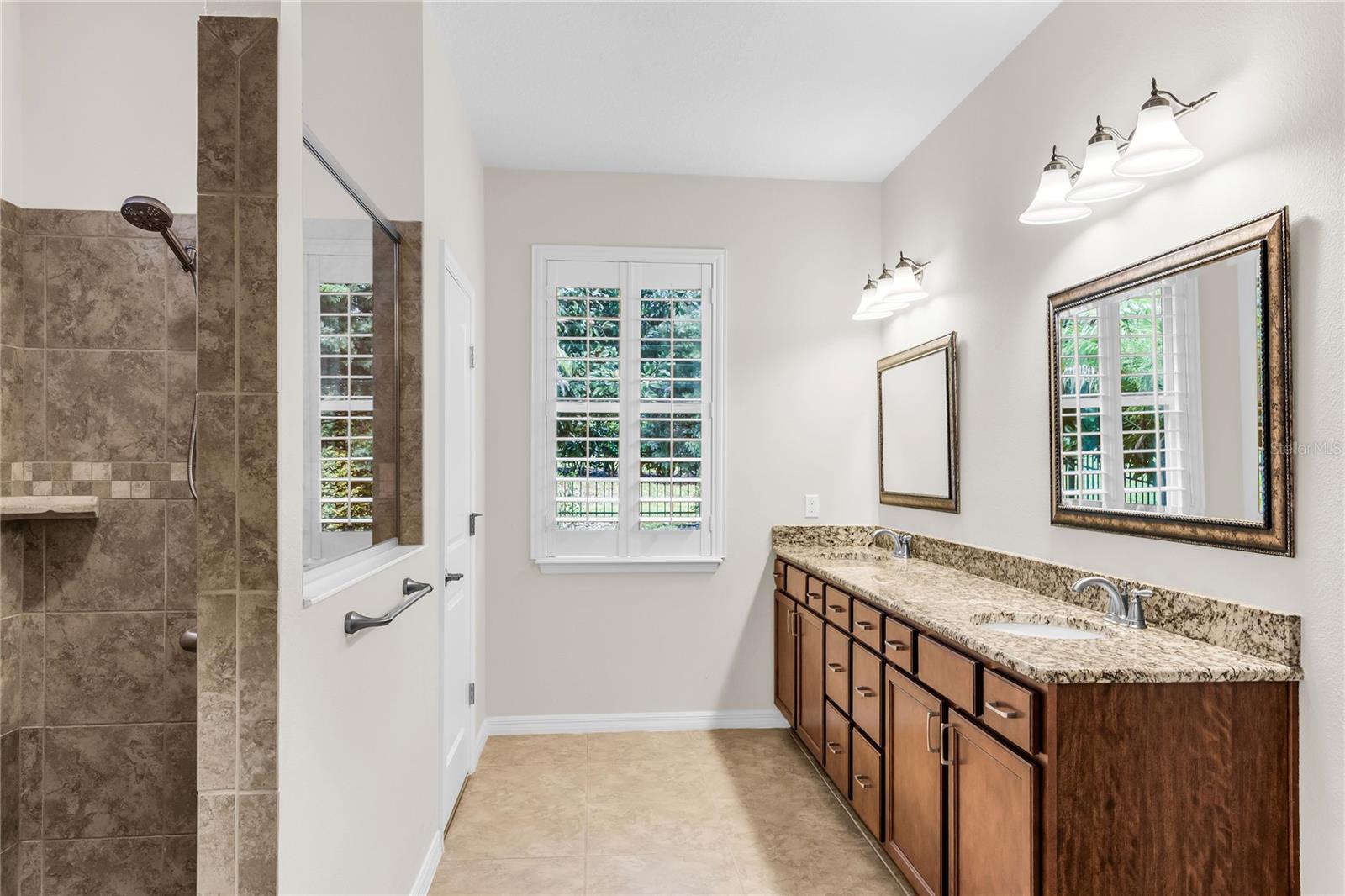 LAKEVIEW POINTE AT HORIZON WEST - Residential