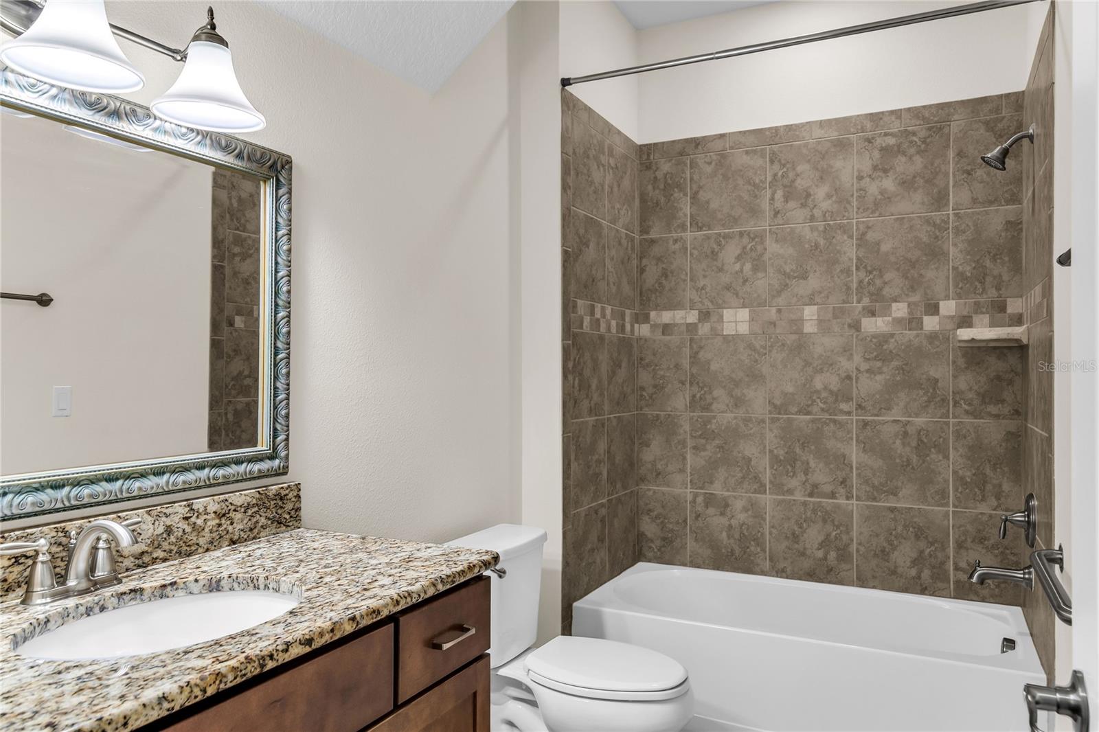 LAKEVIEW POINTE AT HORIZON WEST - Residential