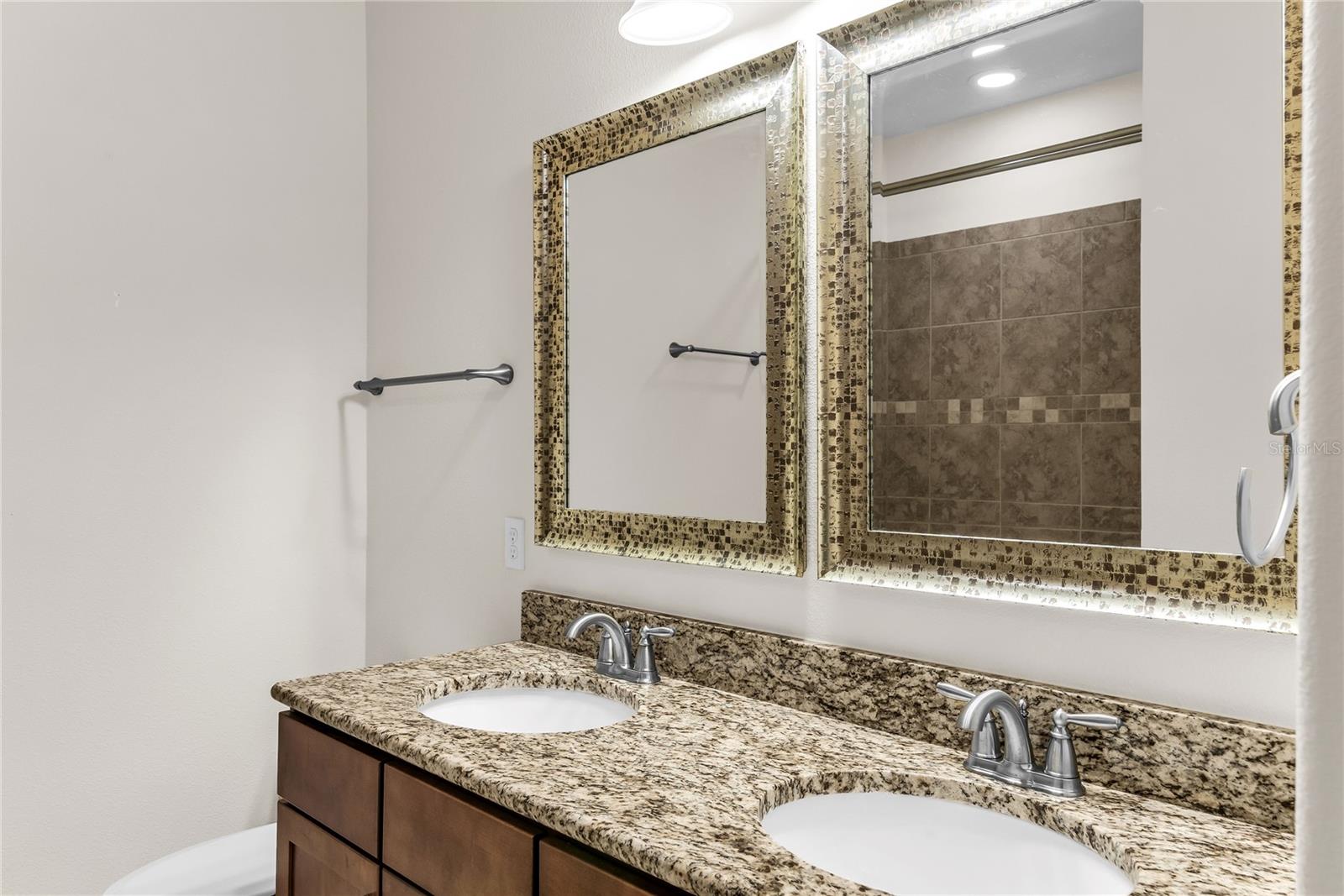 LAKEVIEW POINTE AT HORIZON WEST - Residential