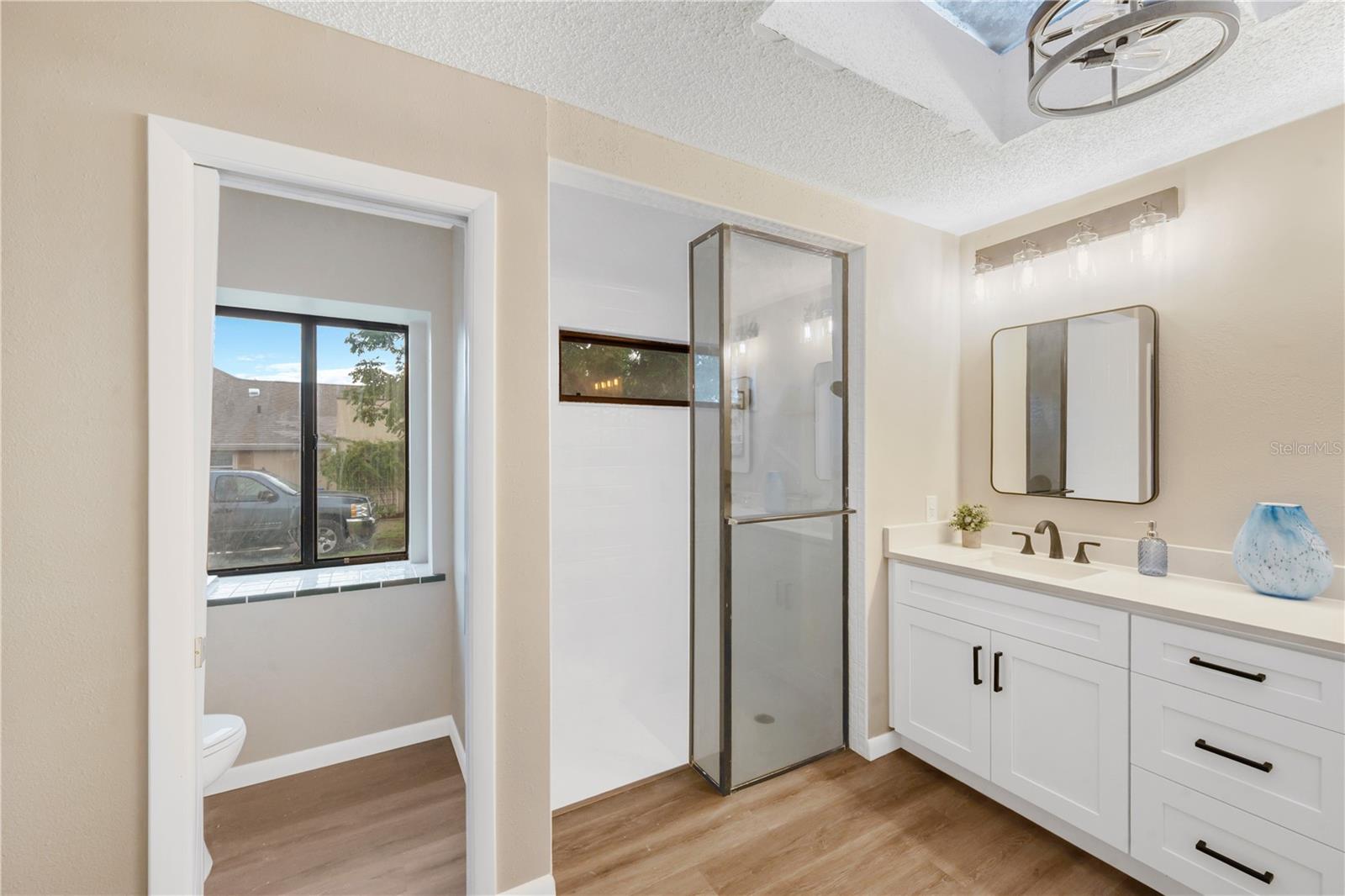 HUNTERS COVE UNIT 1 - Residential