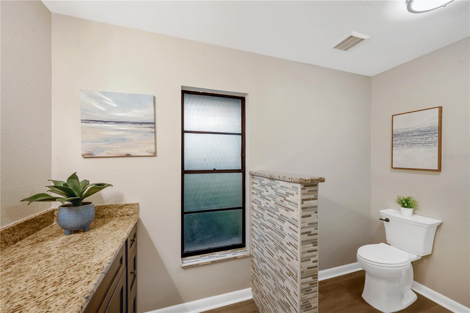 HUNTERS COVE UNIT 1 - Residential