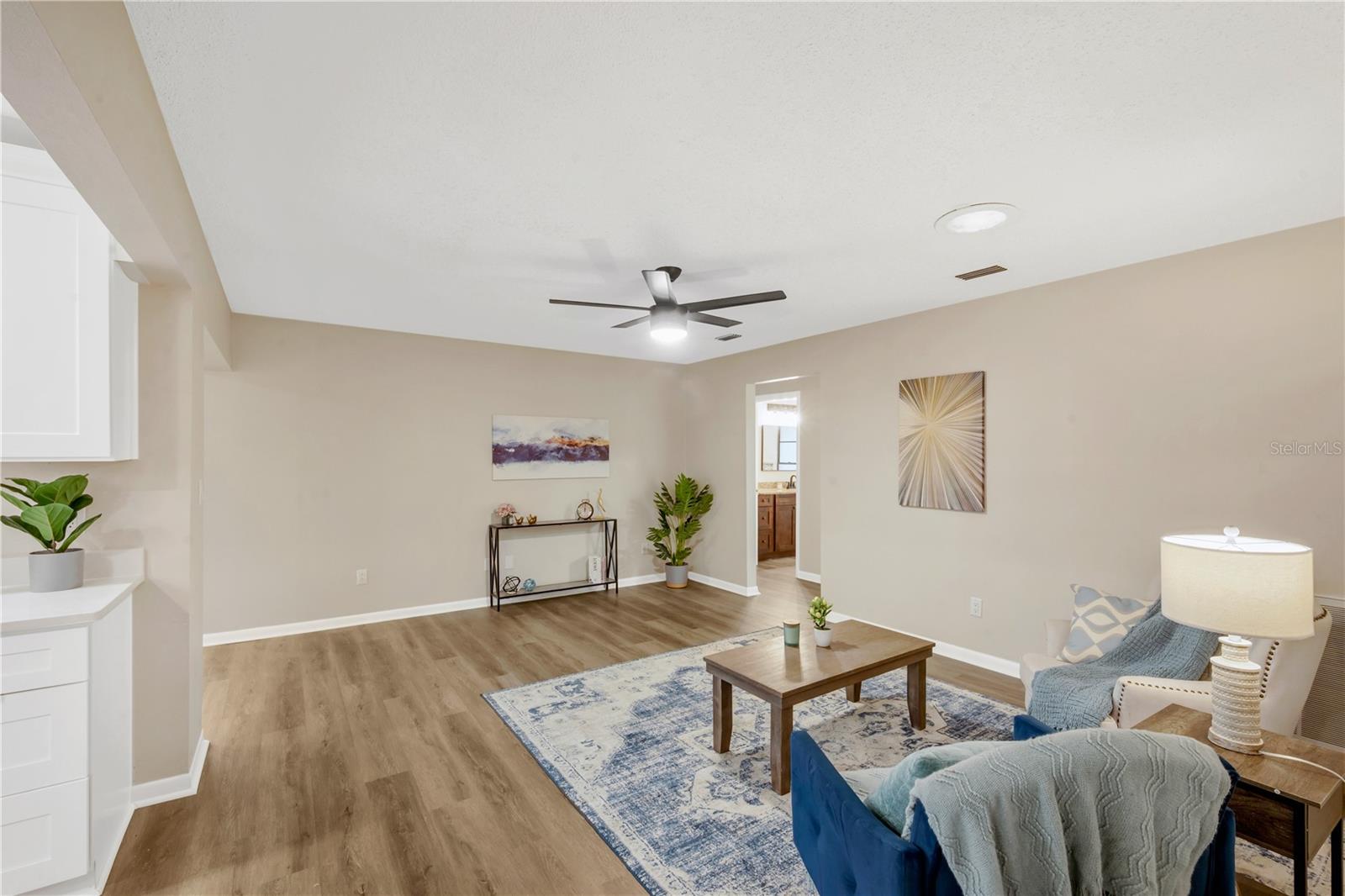 HUNTERS COVE UNIT 1 - Residential