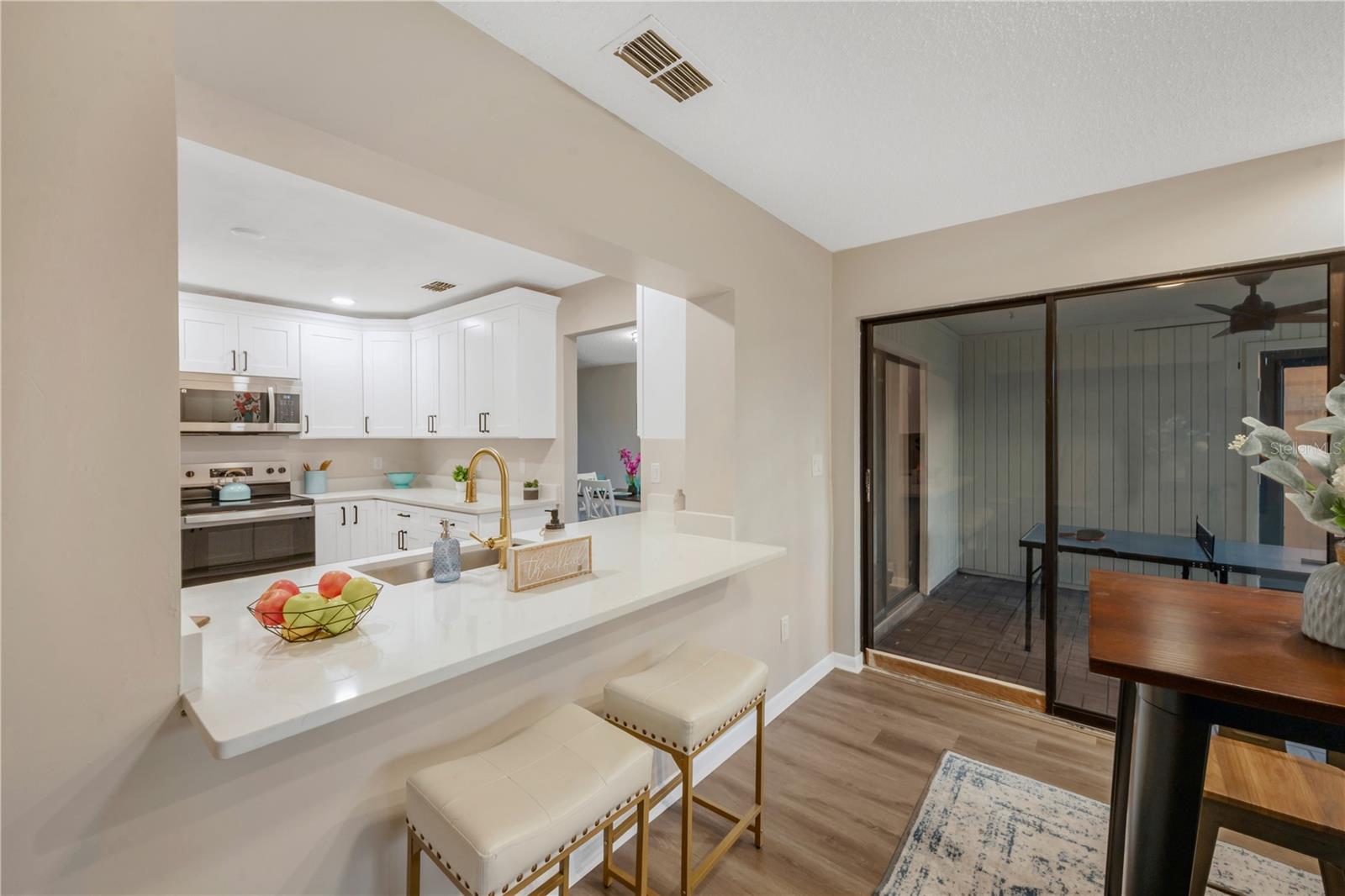 HUNTERS COVE UNIT 1 - Residential