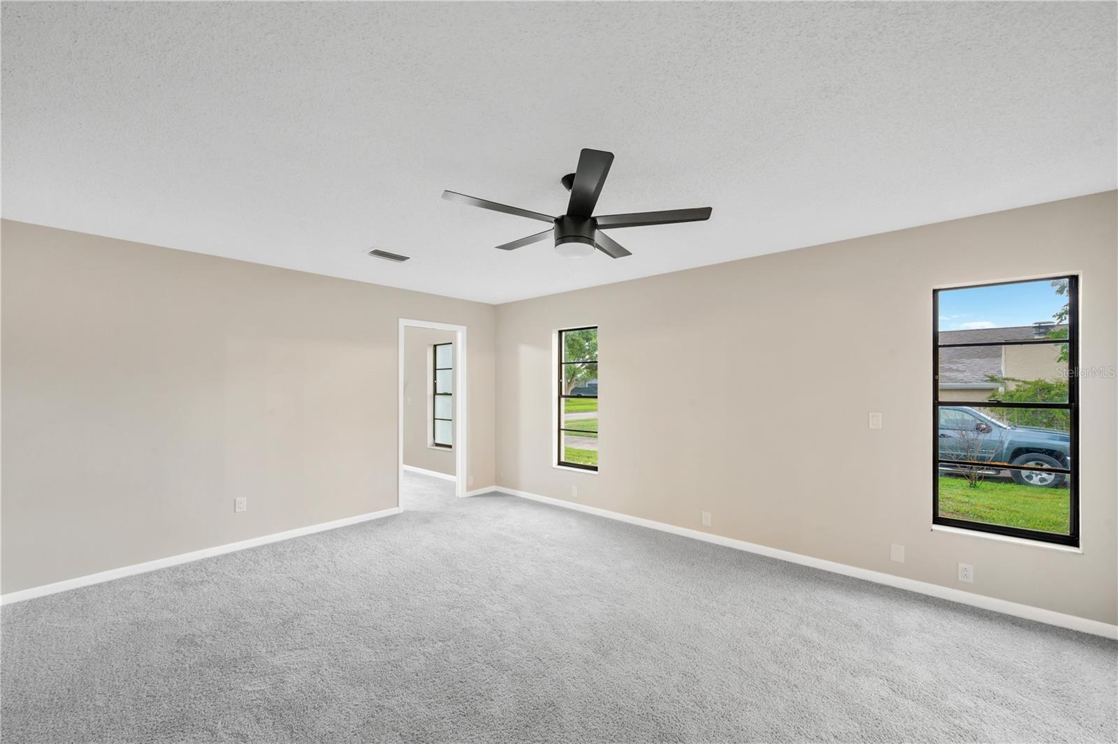HUNTERS COVE UNIT 1 - Residential